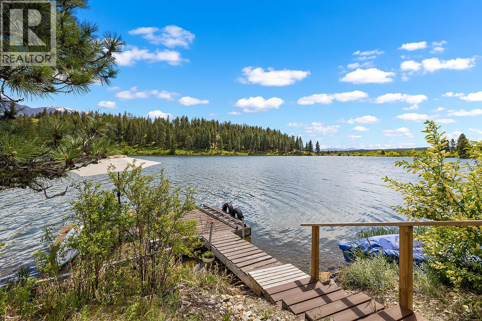6738 Cameron Pond Road Property Photo 2