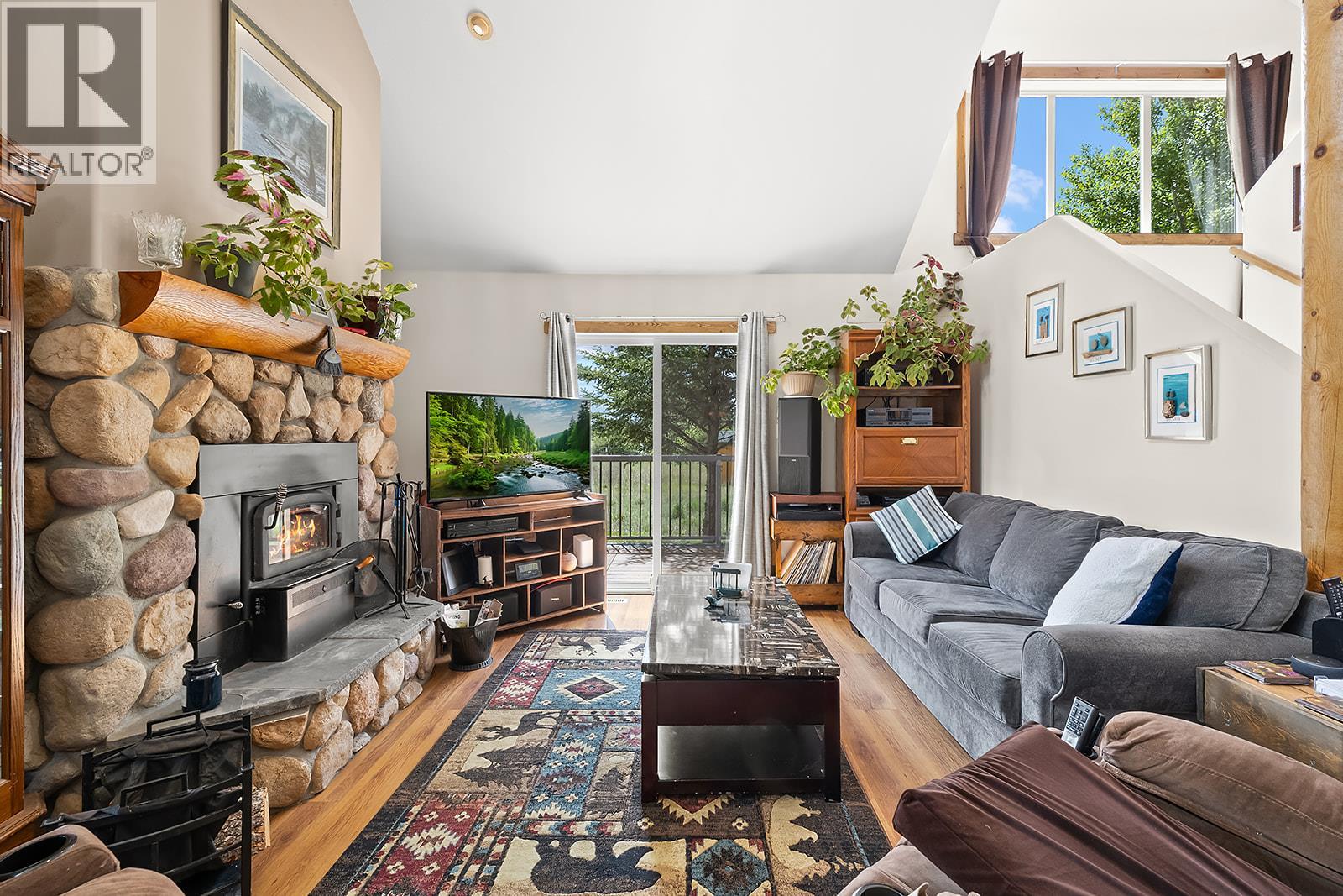 6738 Cameron Pond Road Property Photo 14