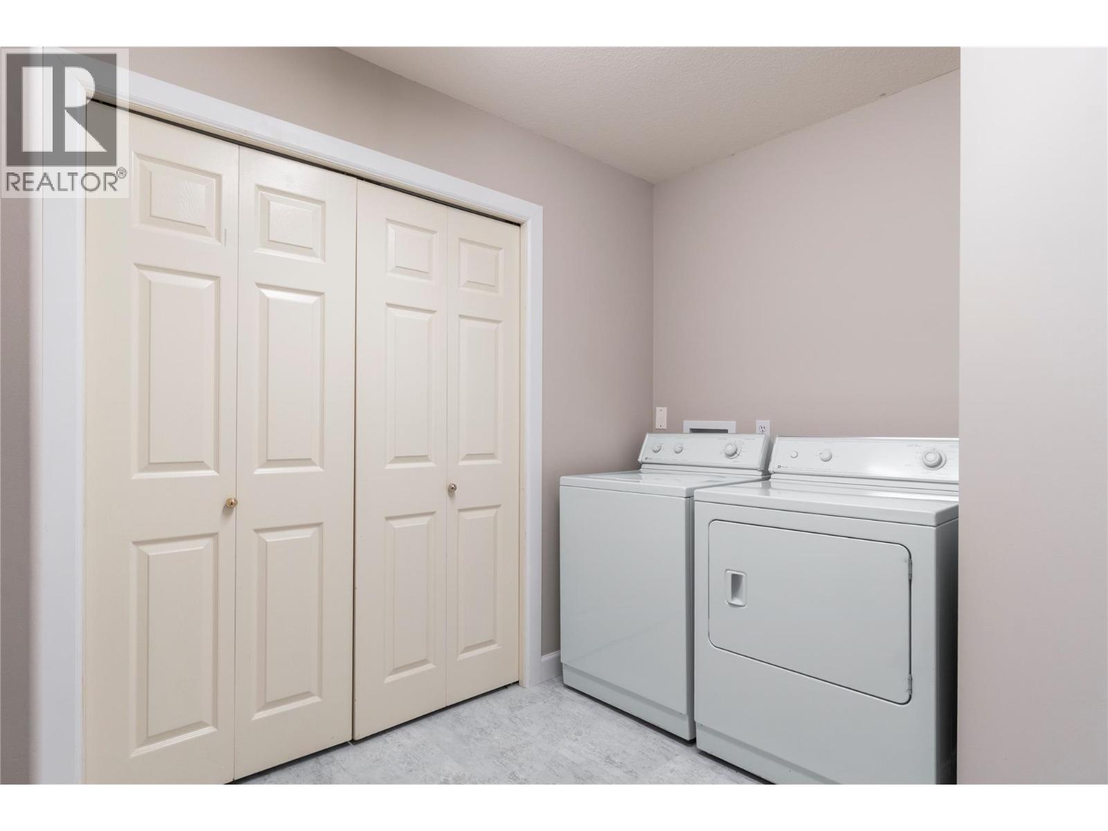 4483 14 Street Ne Property Photo 22