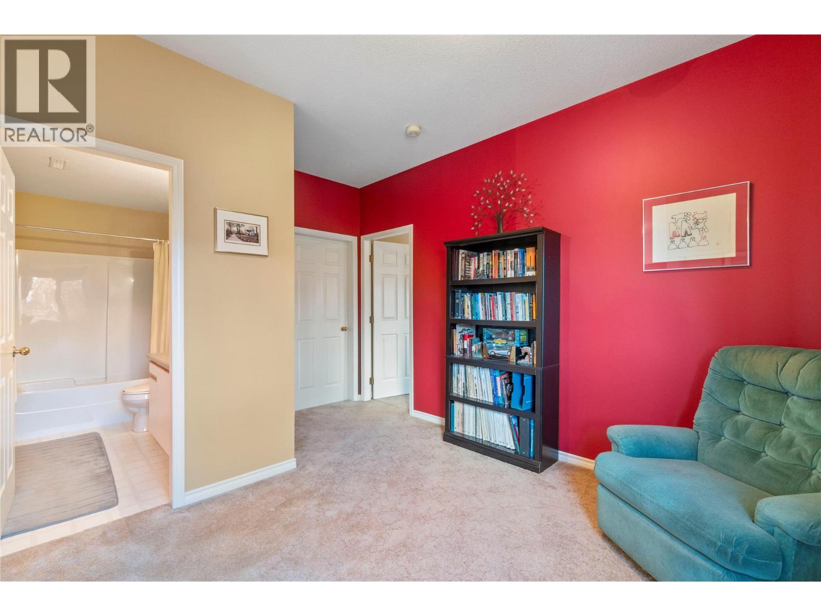 4483 14 Street Ne Property Photo 29