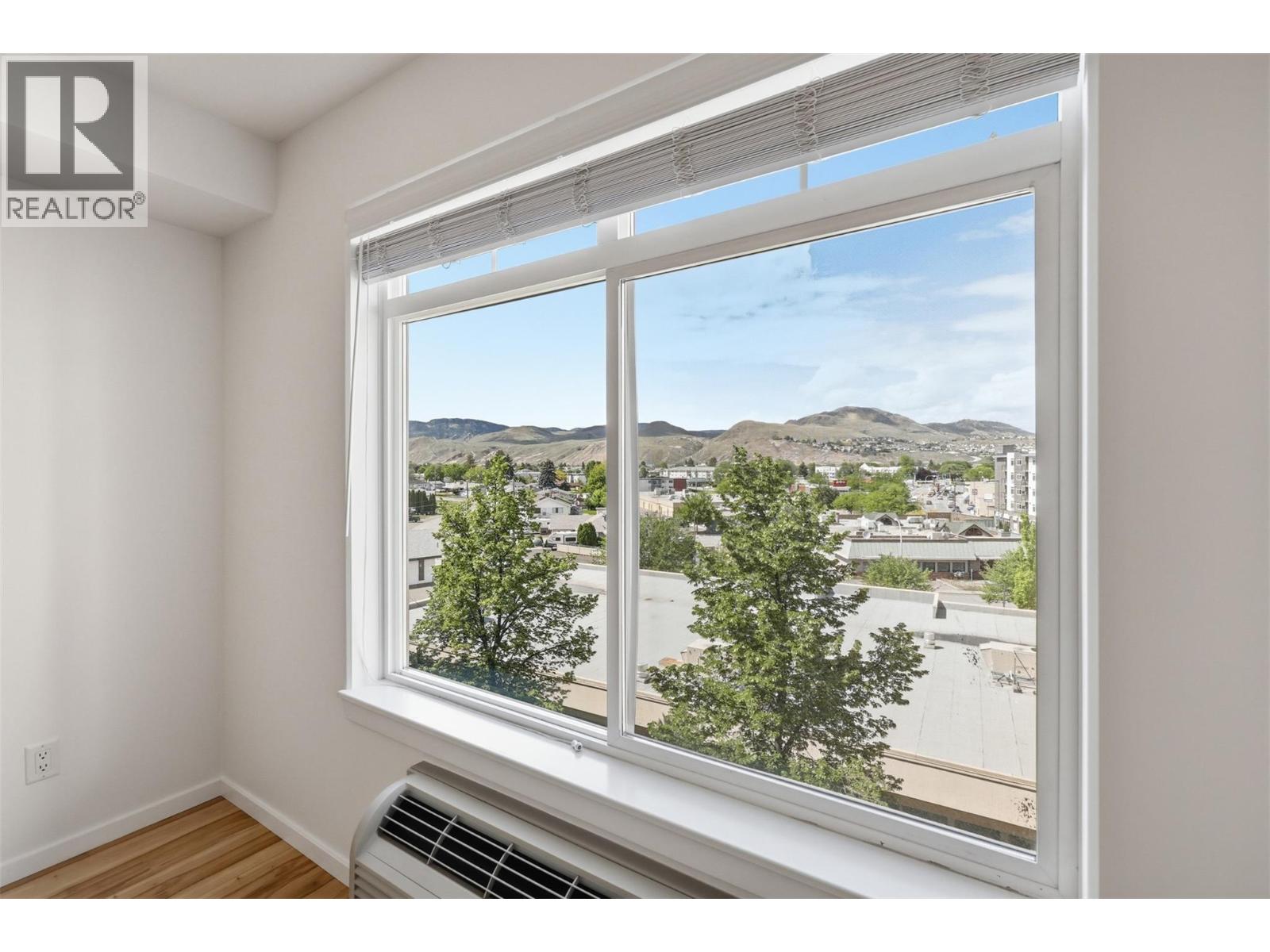 689 Tranquille Road Unit# 513 Property Photo 10