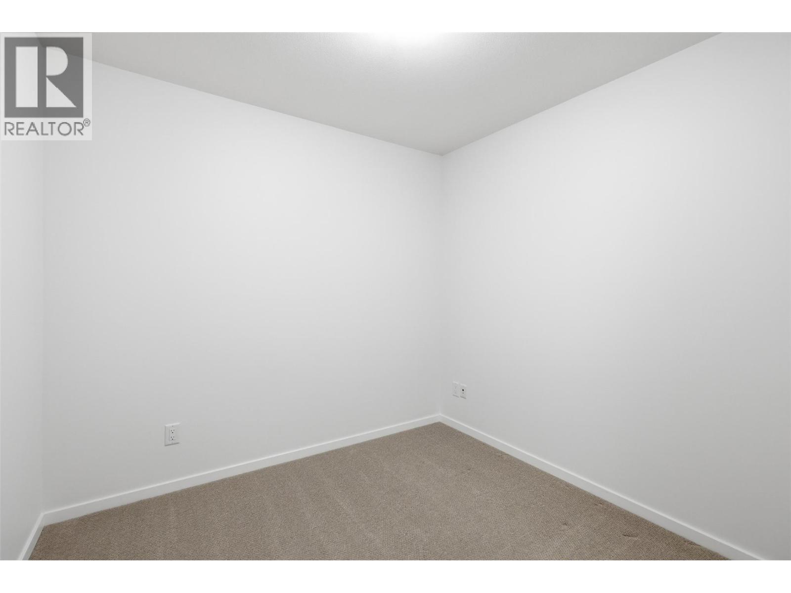689 Tranquille Road Unit# 513 Property Photo 20