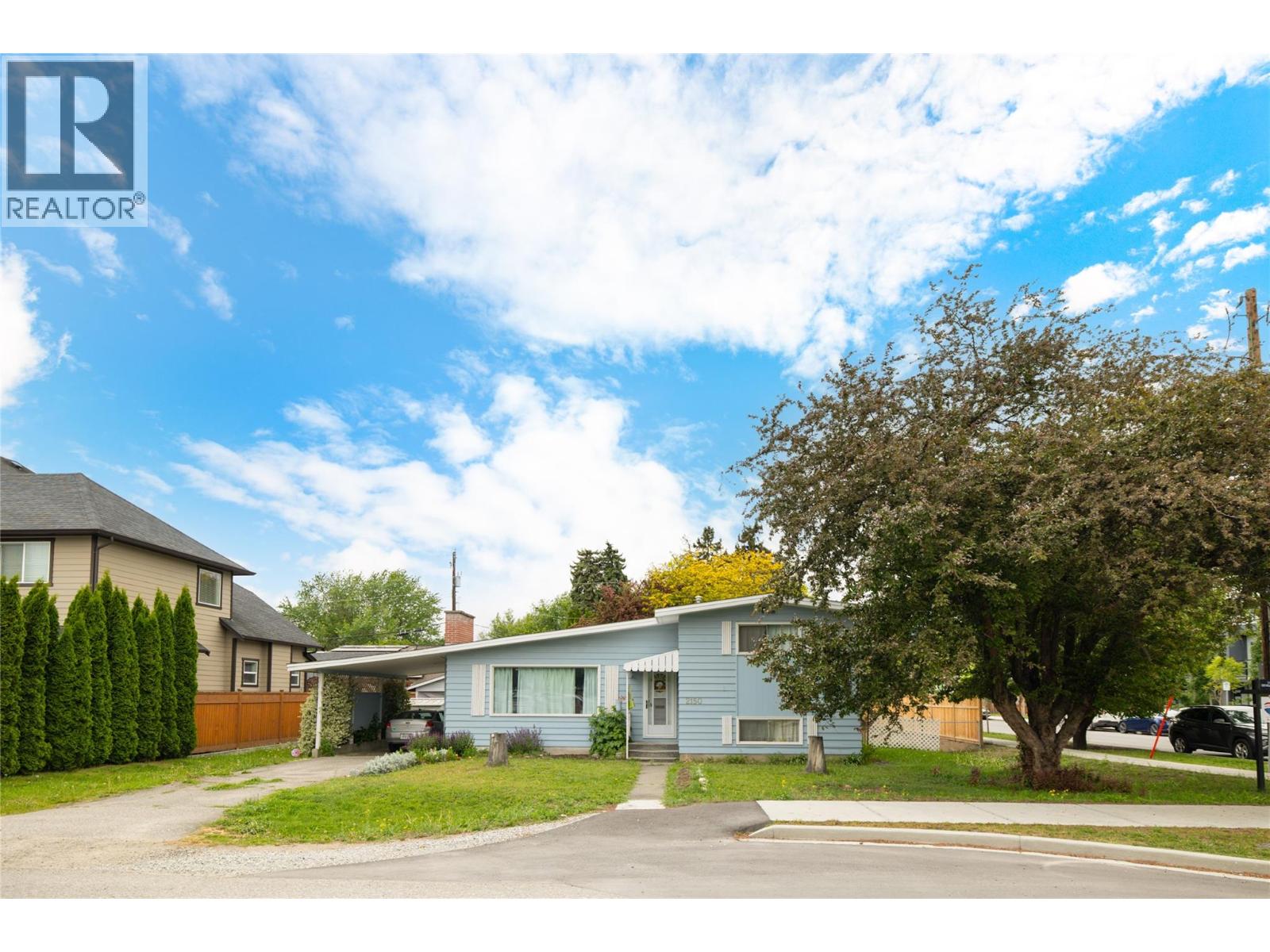 2150 Burnett Street Property Photo 7