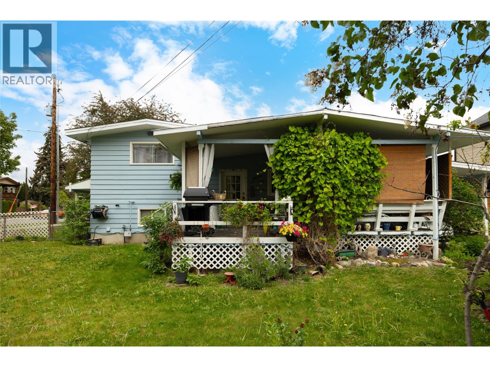 2150 Burnett Street Property Photo 10