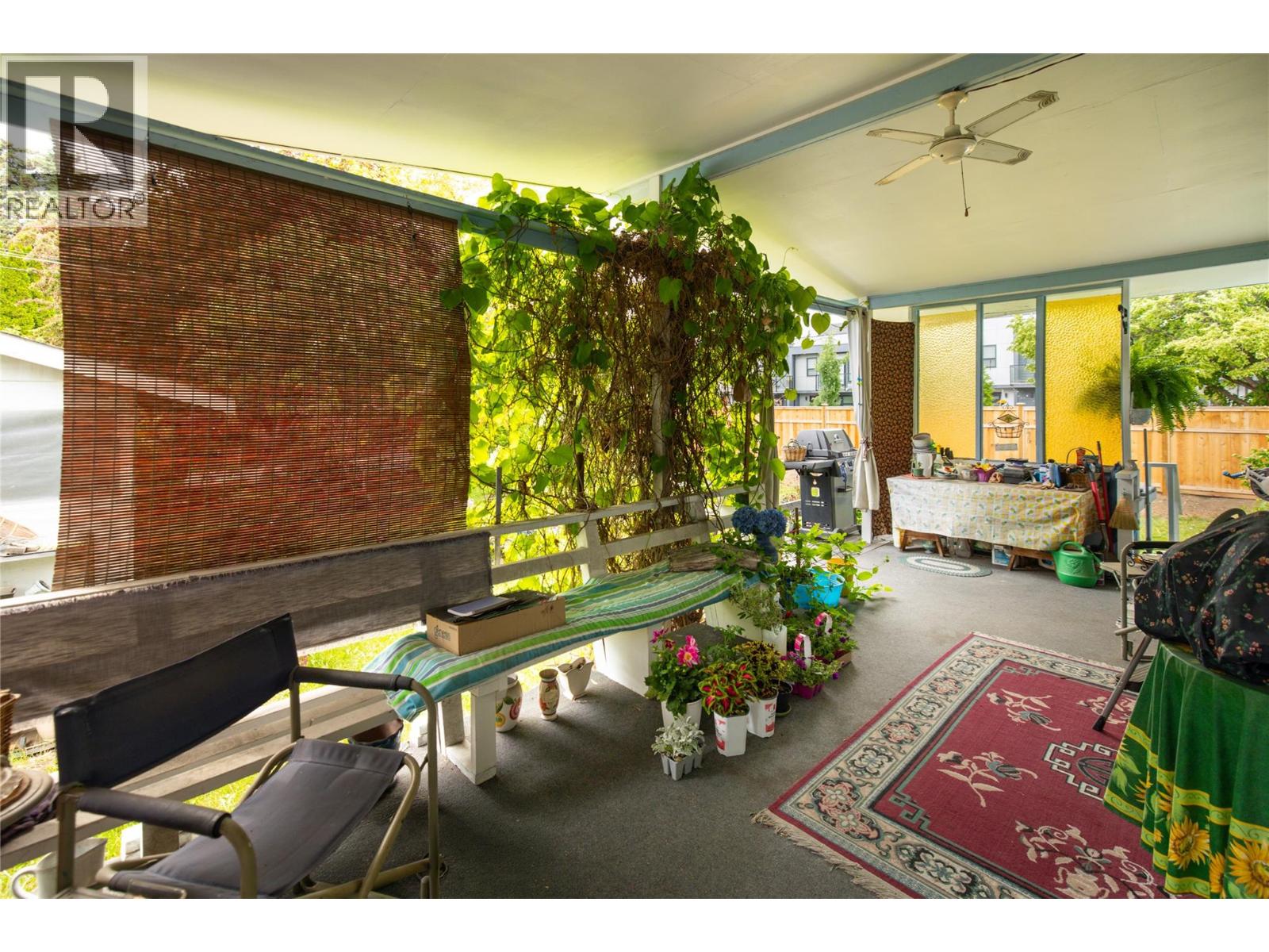 2150 Burnett Street Property Photo 12