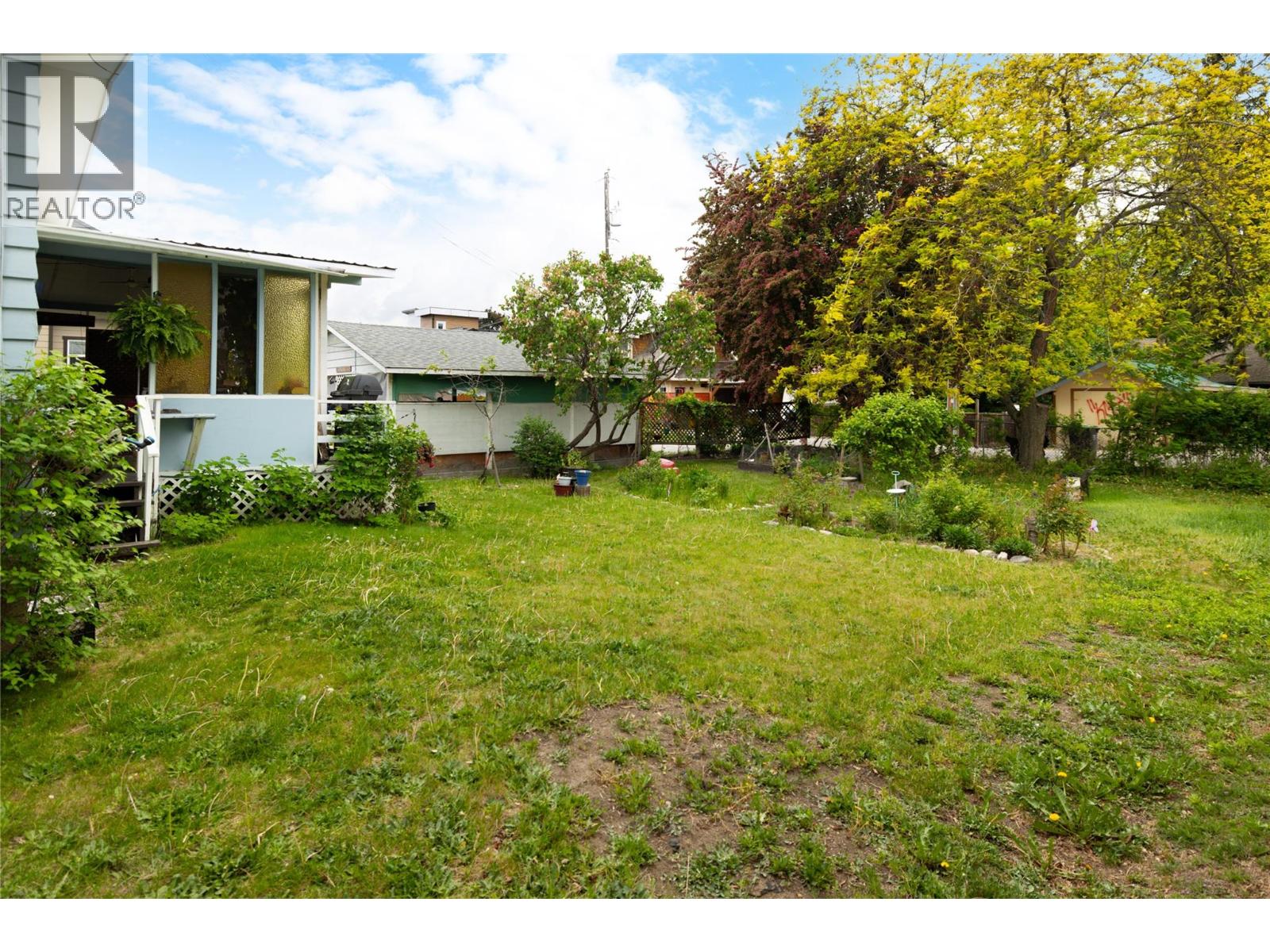 2150 Burnett Street Property Photo 14