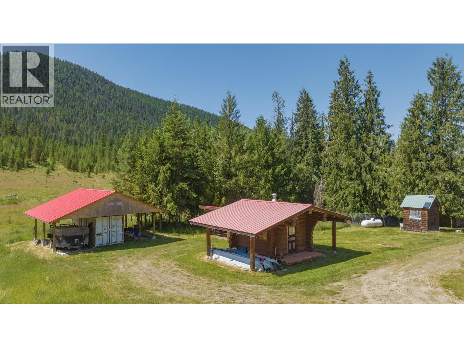592 Bear Valley Road Property Photo 10