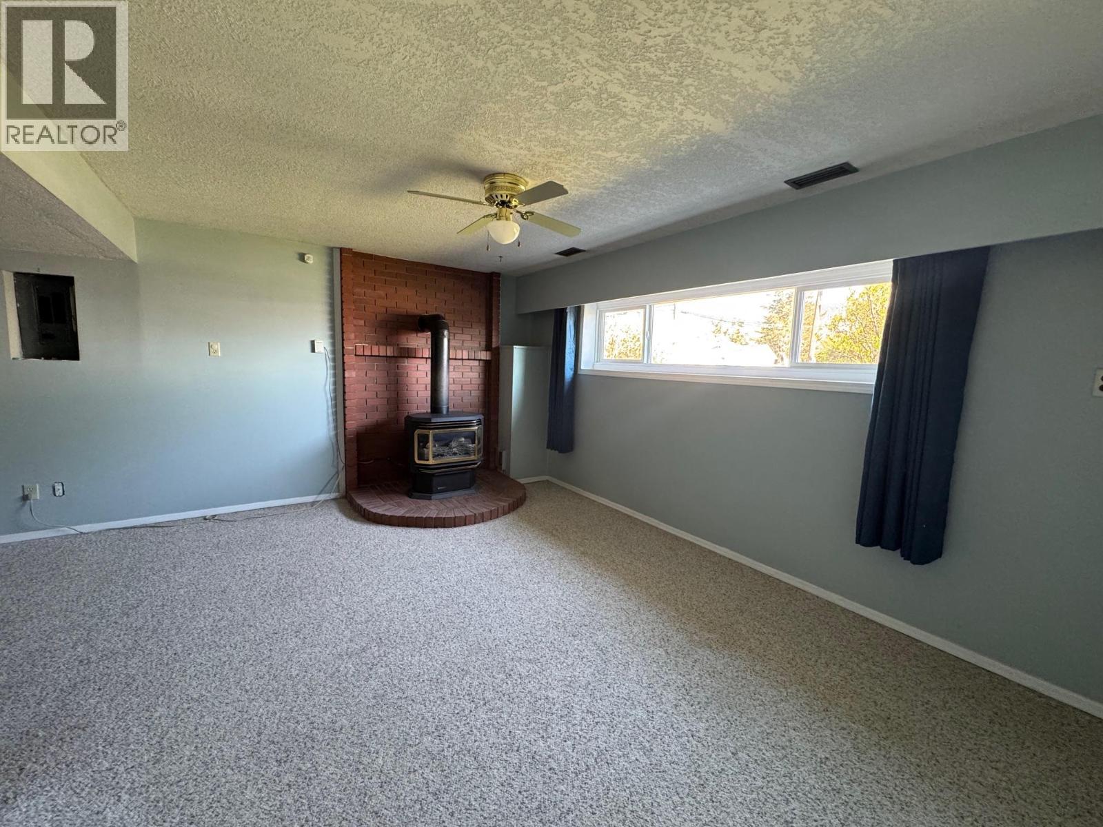 2402 Clapperton Avenue Property Photo 15