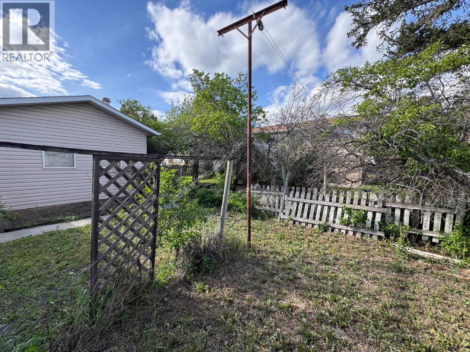 2402 Clapperton Avenue Property Photo 26