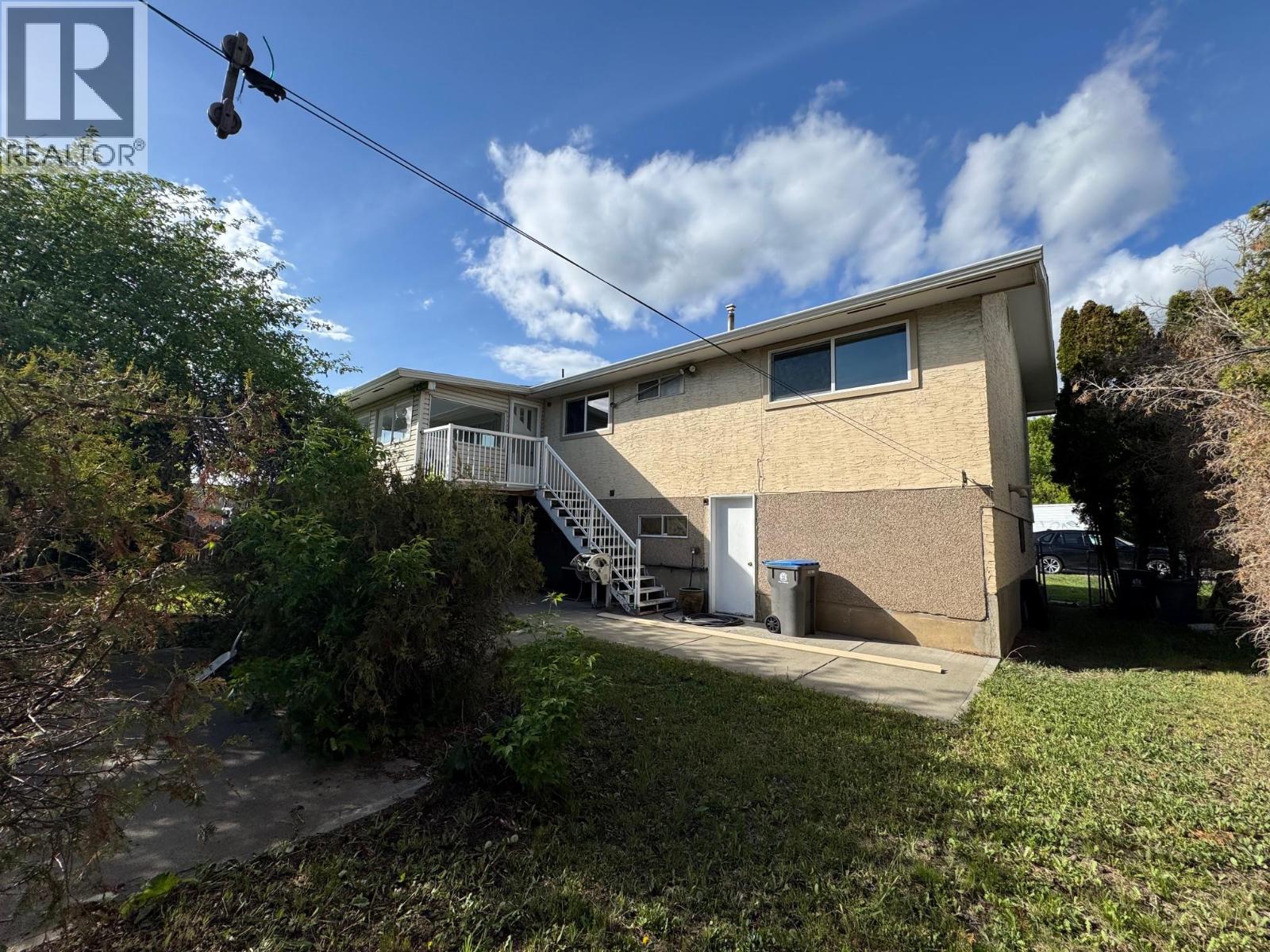 2402 Clapperton Avenue Property Photo 27