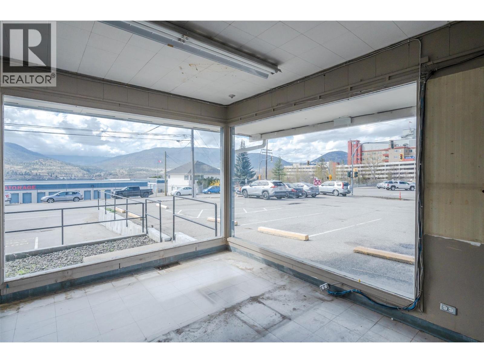 402 Industrial Avenue E Property Photo 2