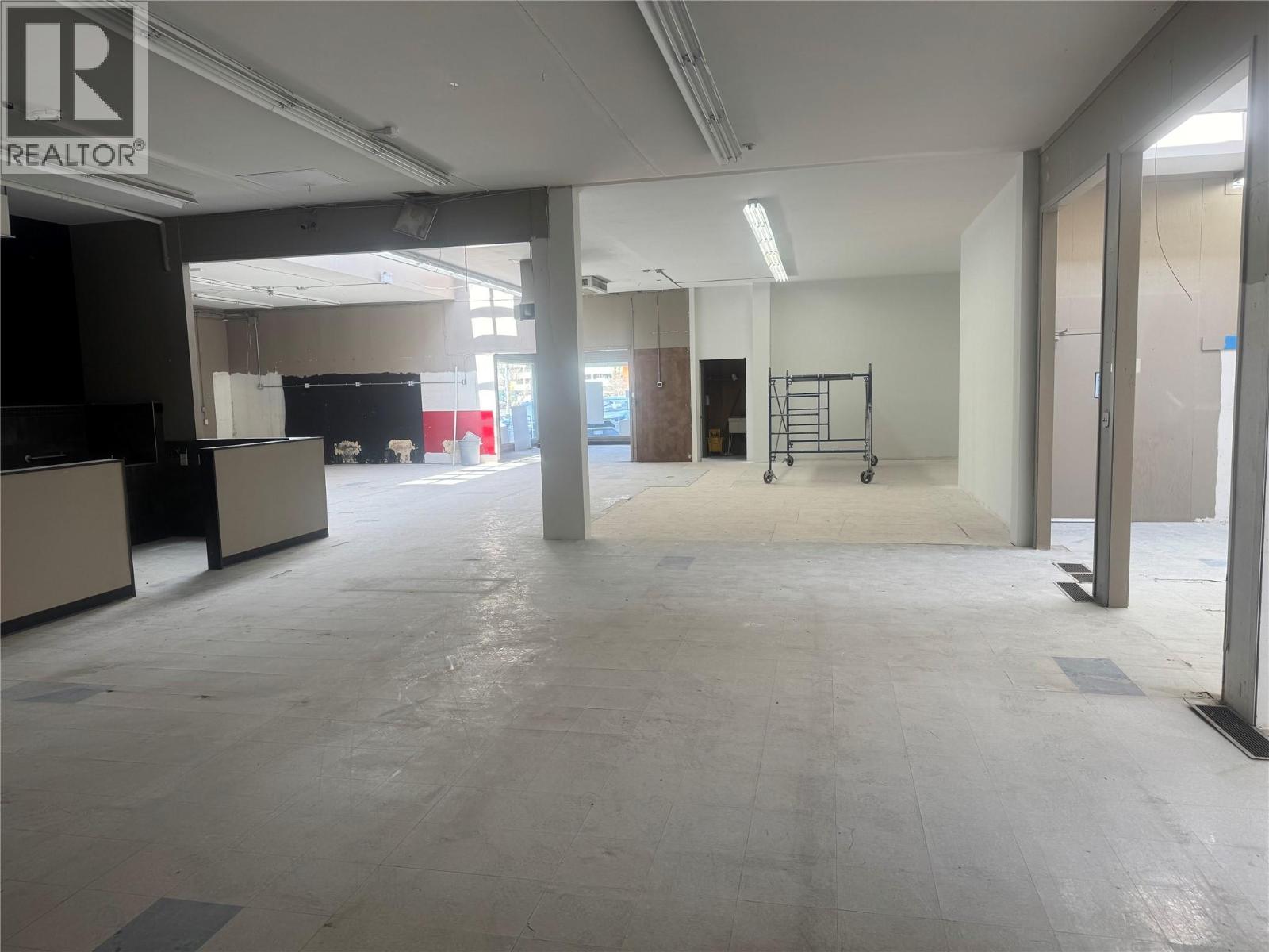 402 Industrial Avenue E Property Photo 5