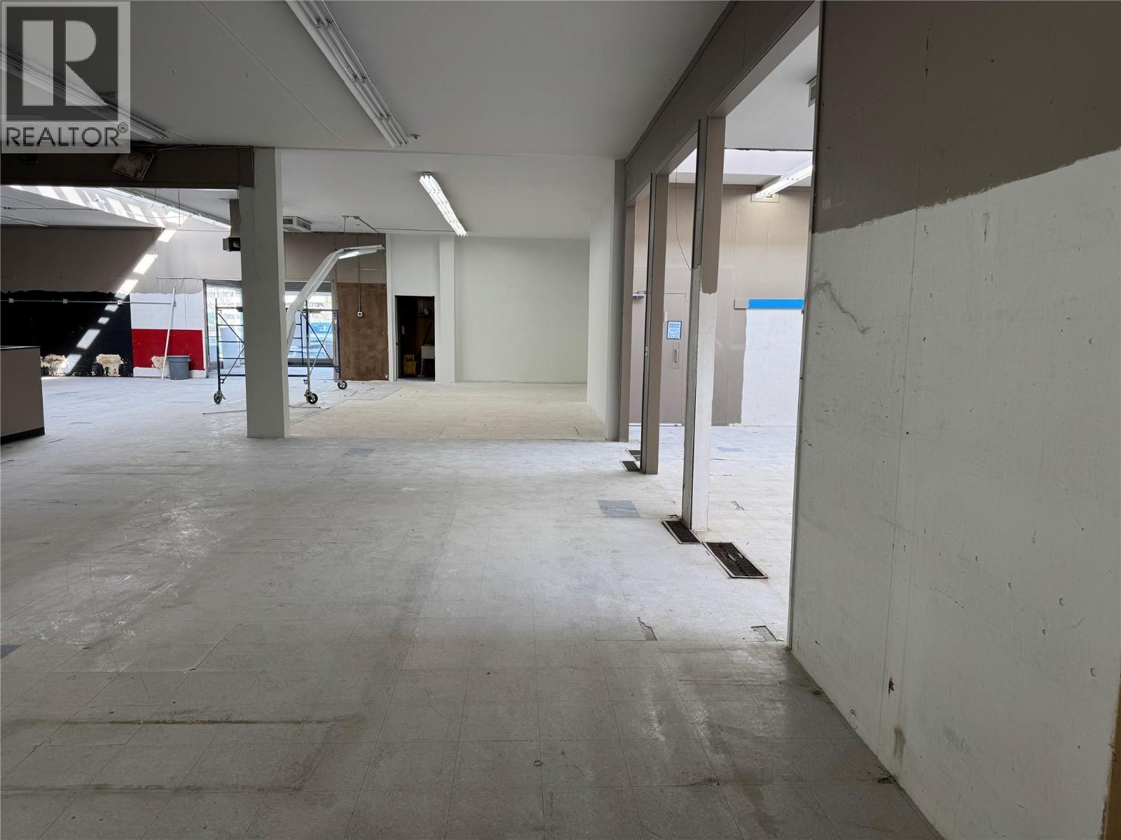 402 Industrial Avenue E Property Photo 7