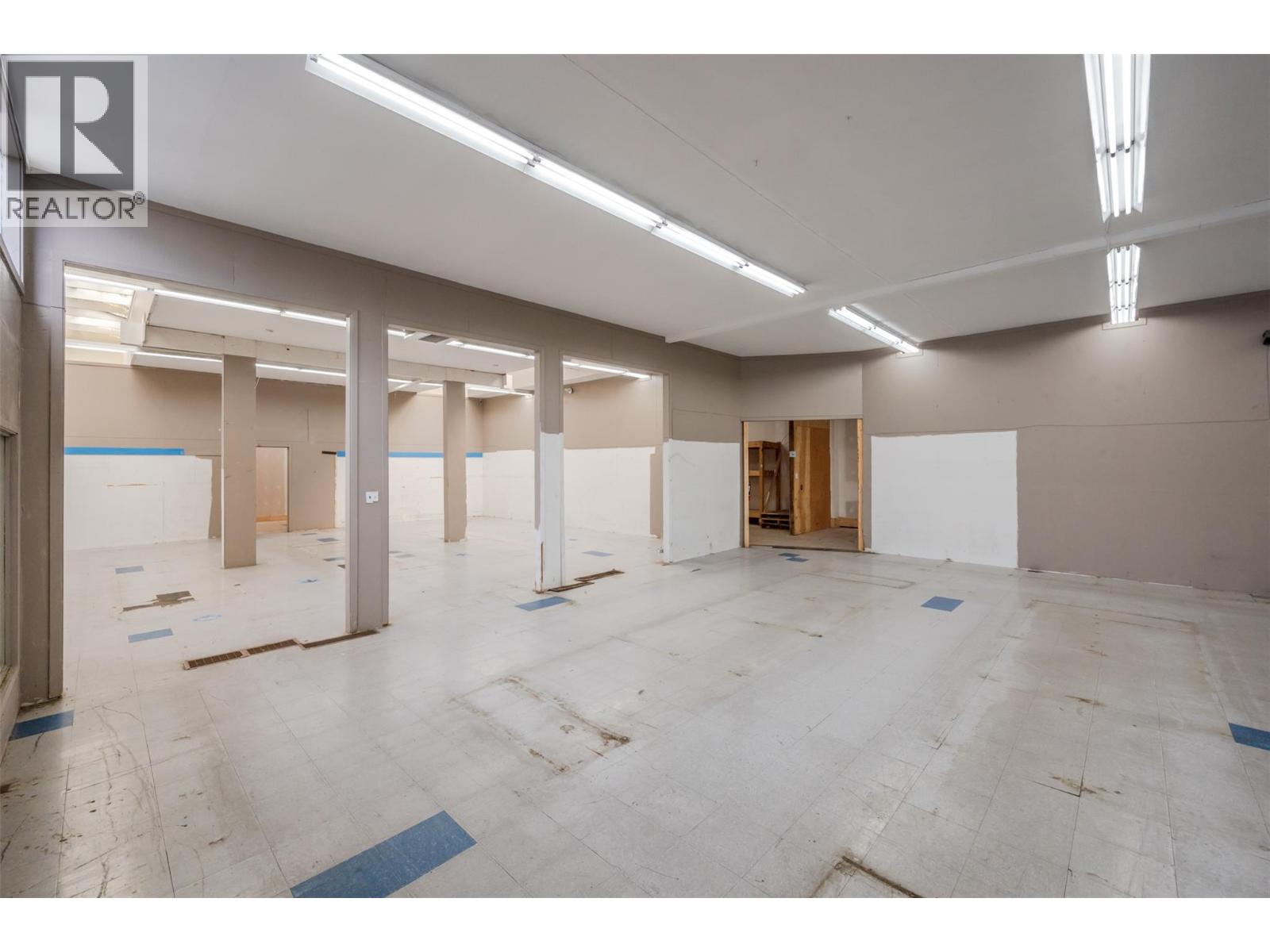 402 Industrial Avenue E Property Photo 12