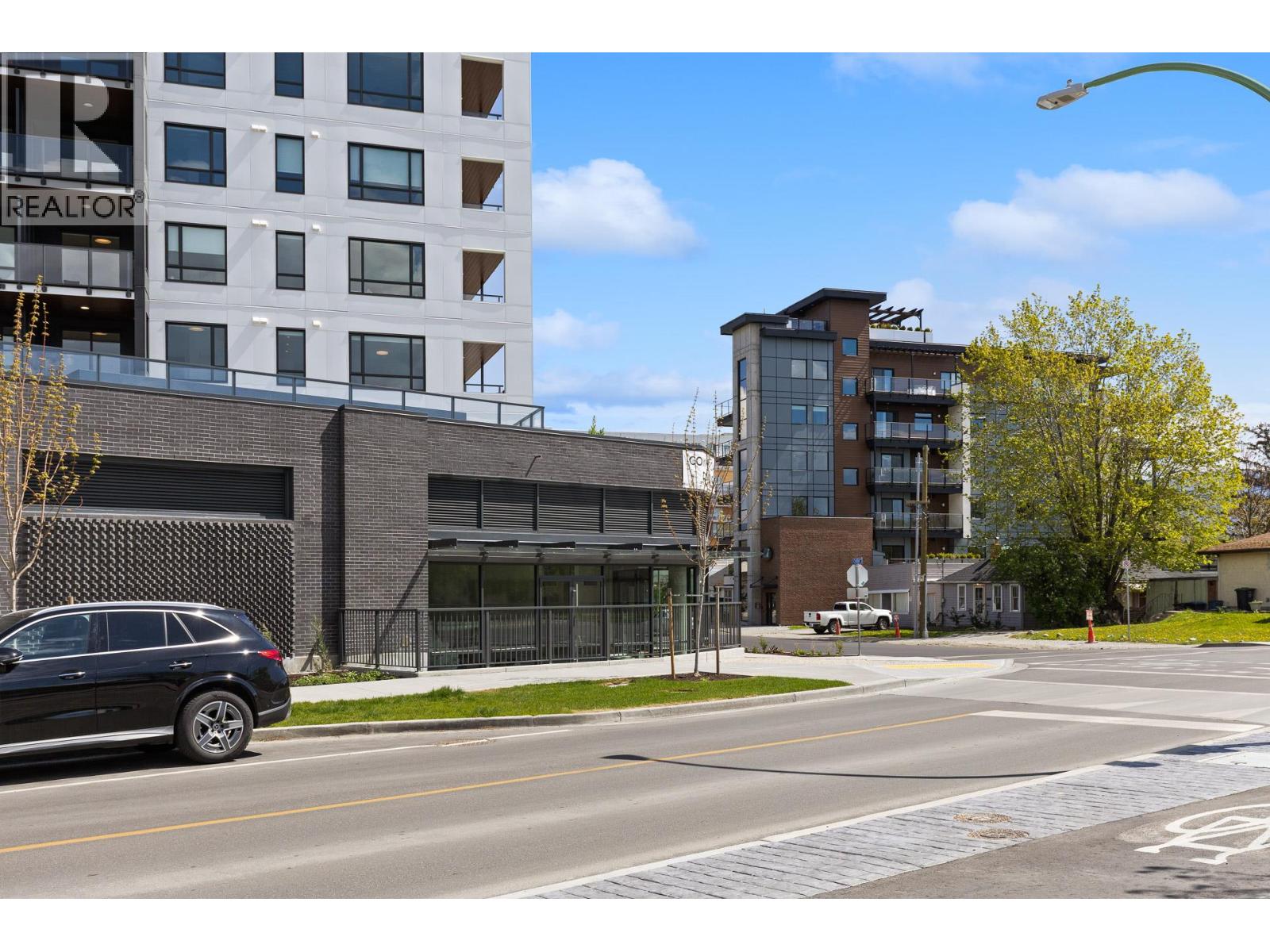 3051 Abbott Street Unit# Cru2 Property Photo 9