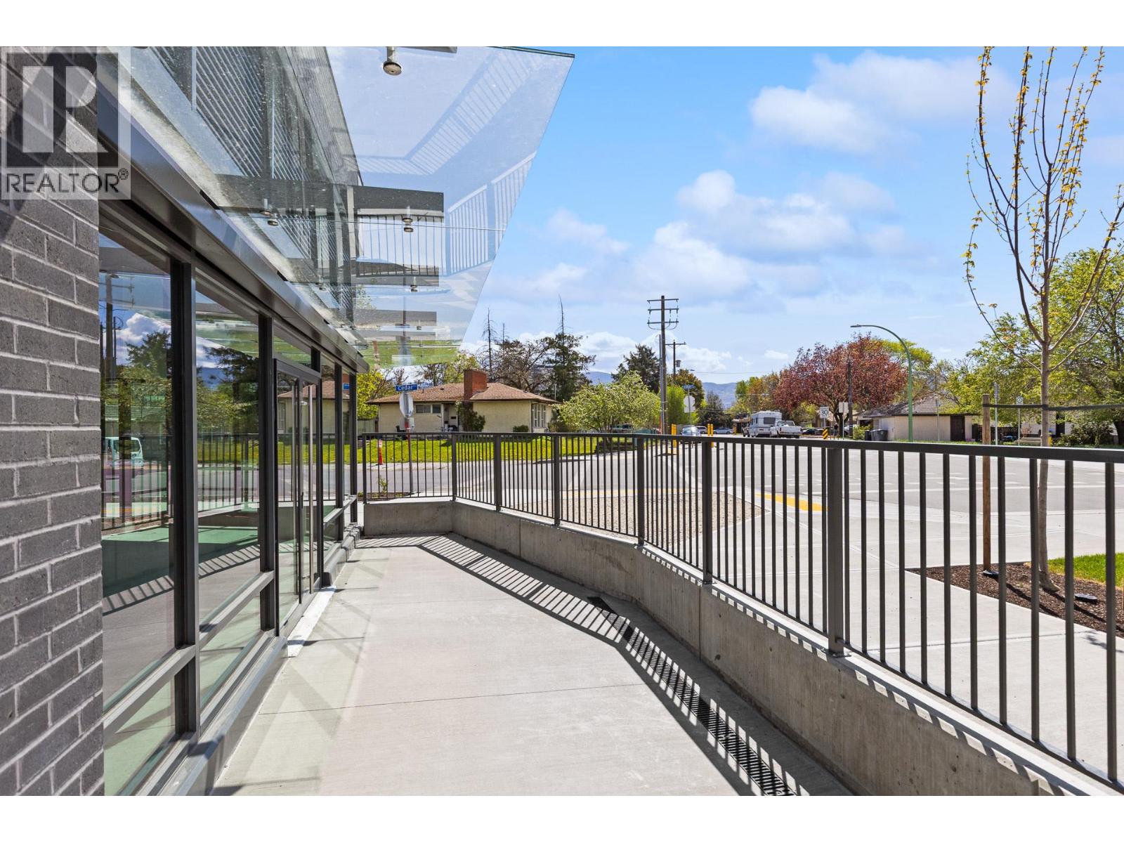 3051 Abbott Street Unit# Cru2 Property Photo 12