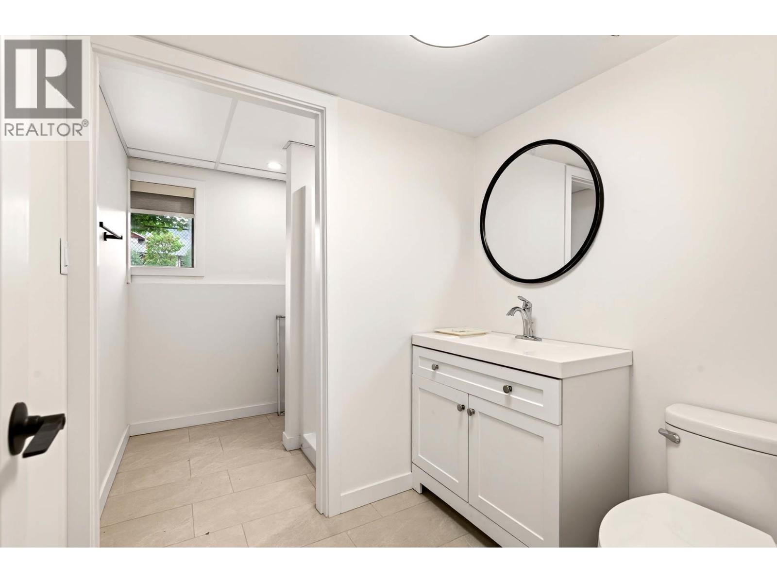1946 Tranquille Road Unit# 9 Property Photo 32