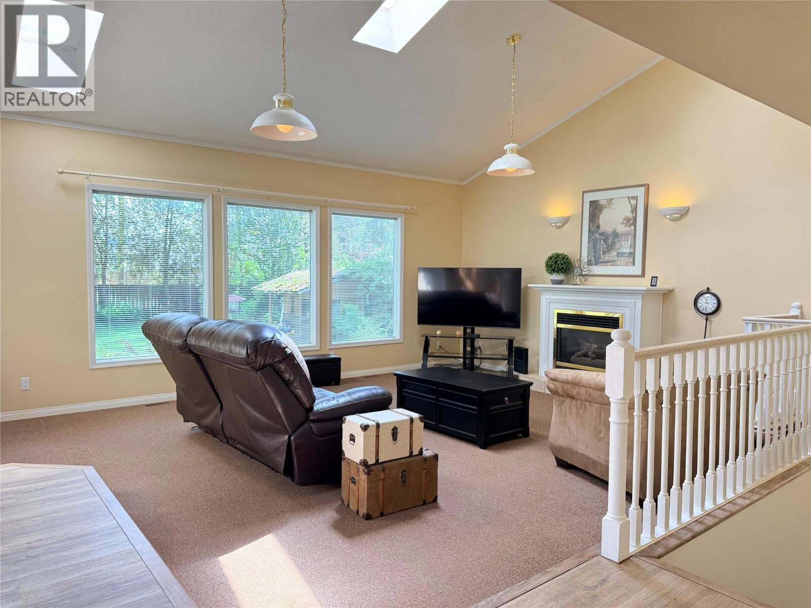 6240 Vine Road Property Photo 24