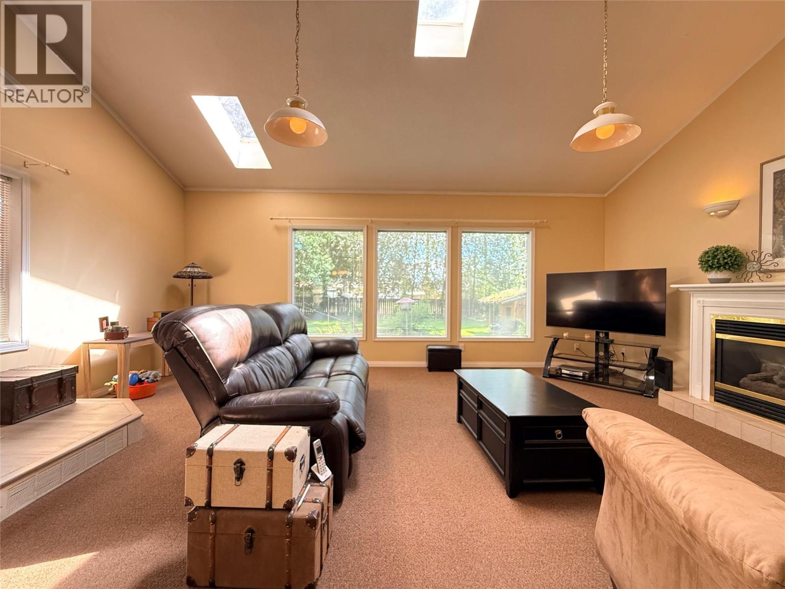 6240 Vine Road Property Photo 26