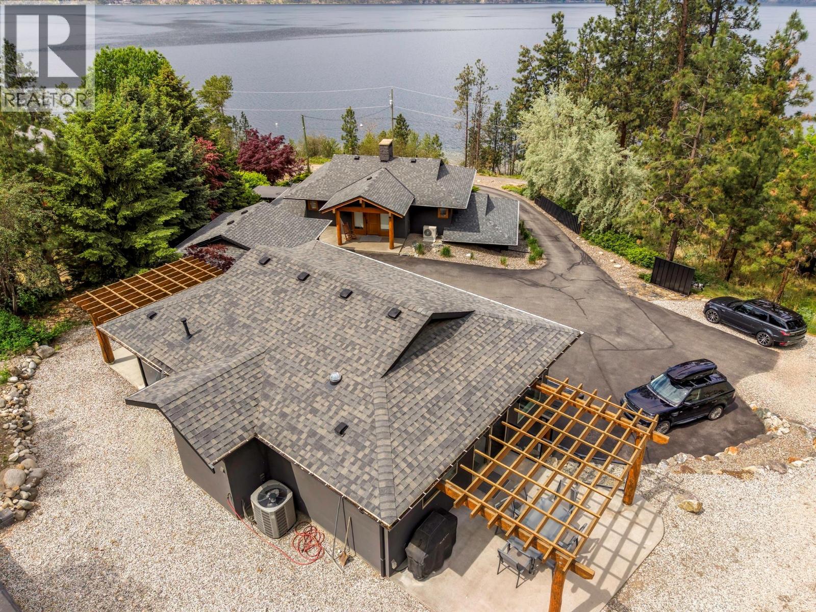 9887 Okanagan Centre Road W Property Photo 2