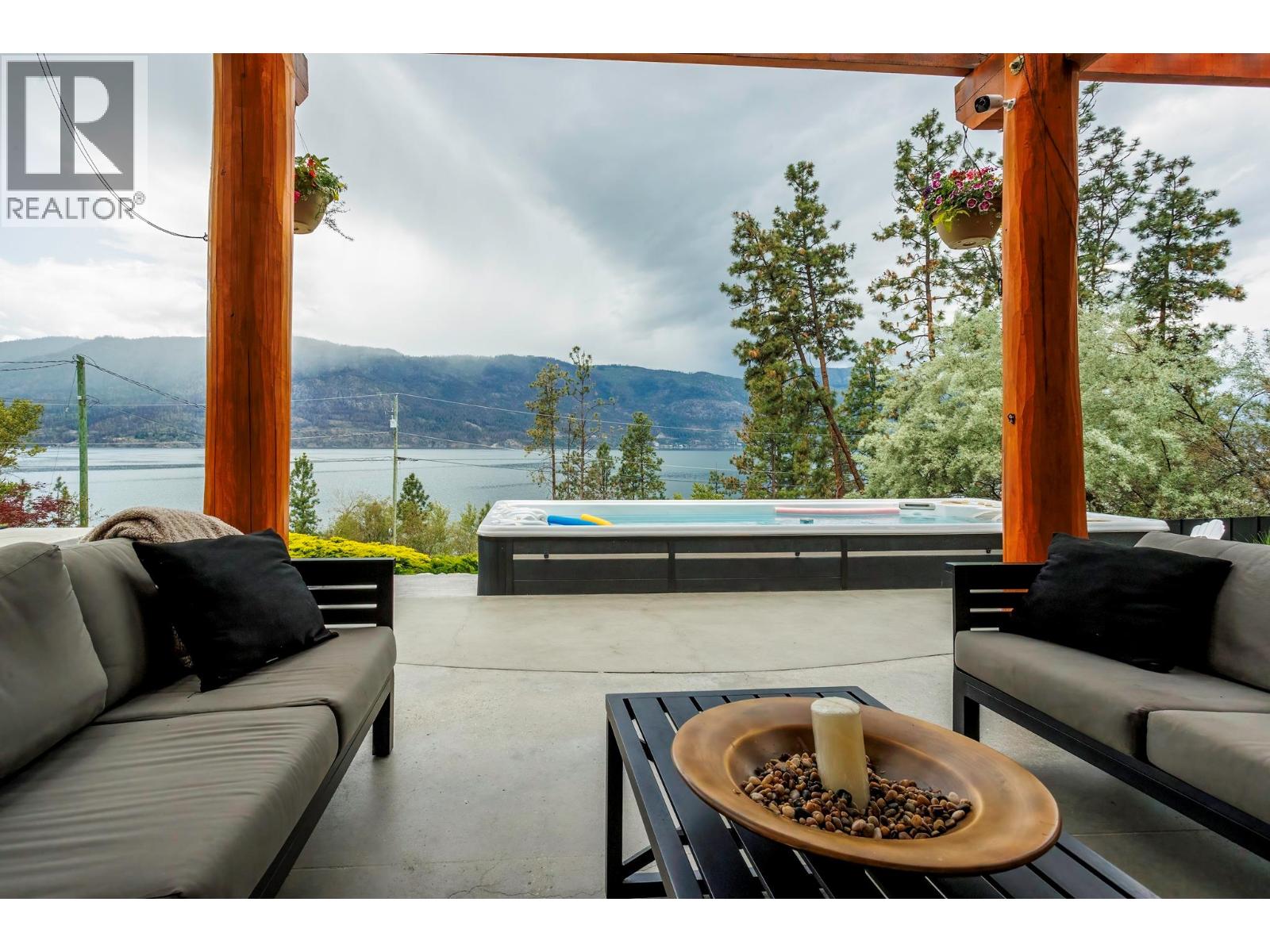 9887 Okanagan Centre Road W Property Photo 15