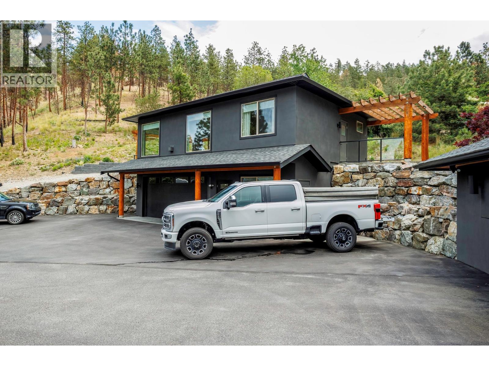 9887 Okanagan Centre Road W Property Photo 43