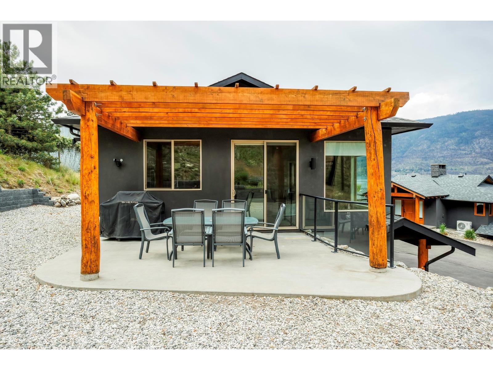 9887 Okanagan Centre Road W Property Photo 46