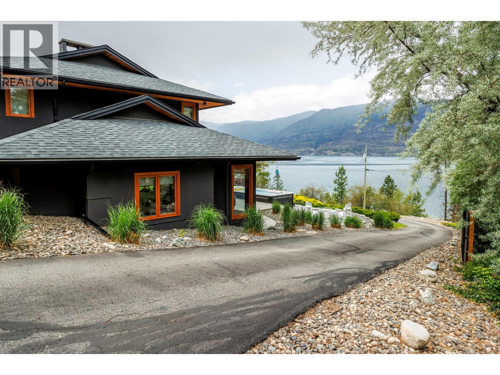 9887 Okanagan Centre Road W Property Photo 74