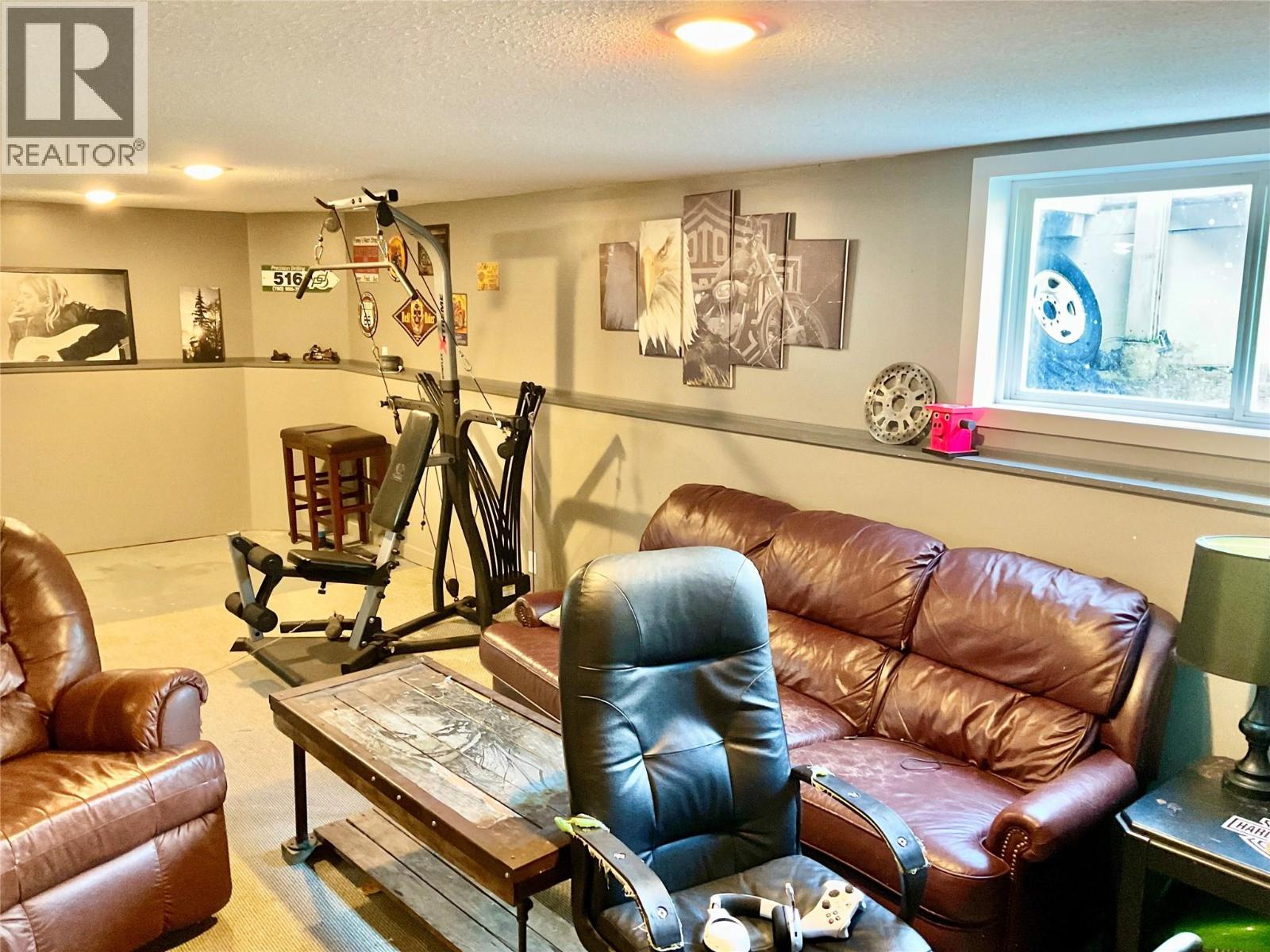 786 Strathmore Avenue Property Photo 39