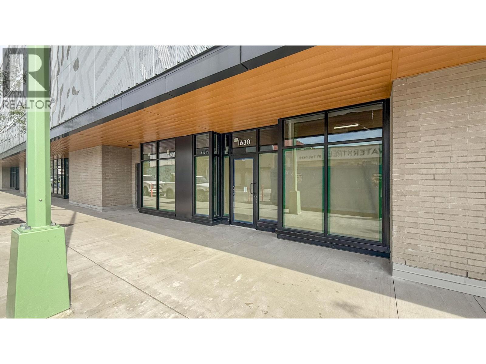 1630 Water Street Property Photo 11