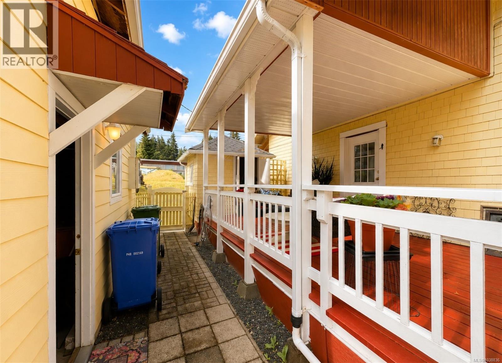 5292 Margaret St Property Photo 44