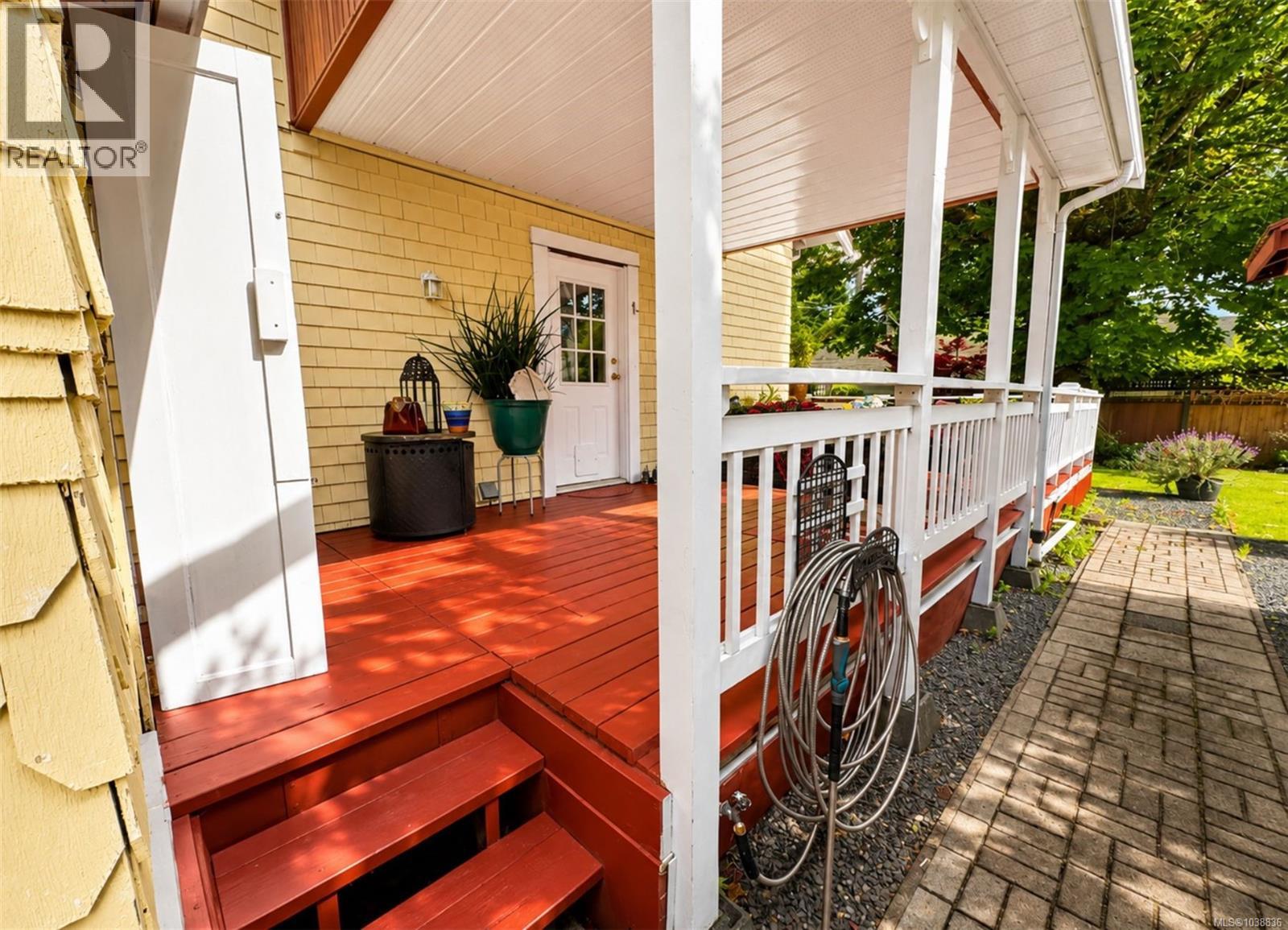 5292 Margaret St Property Photo 48