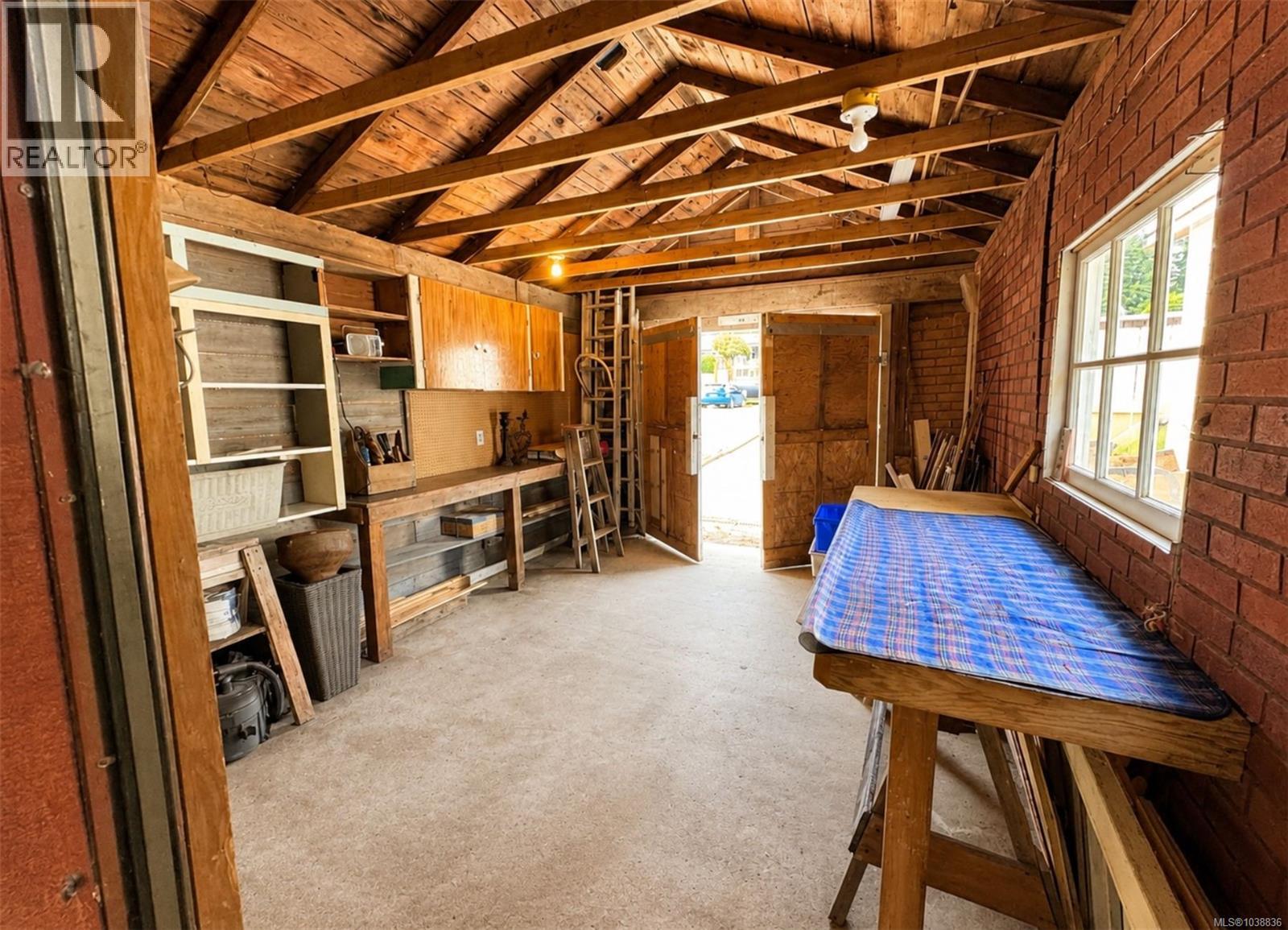 5292 Margaret St Property Photo 72