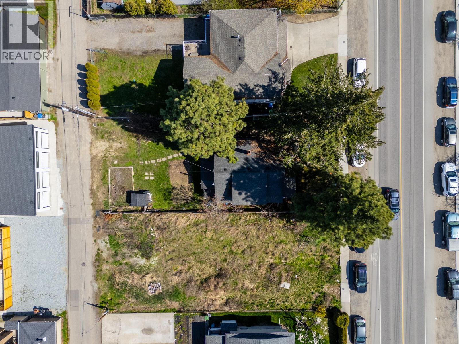 790 Cadder Avenue Property Photo 8