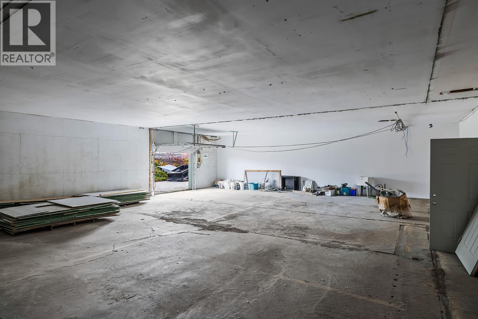 Industrial Road Property Photo 38