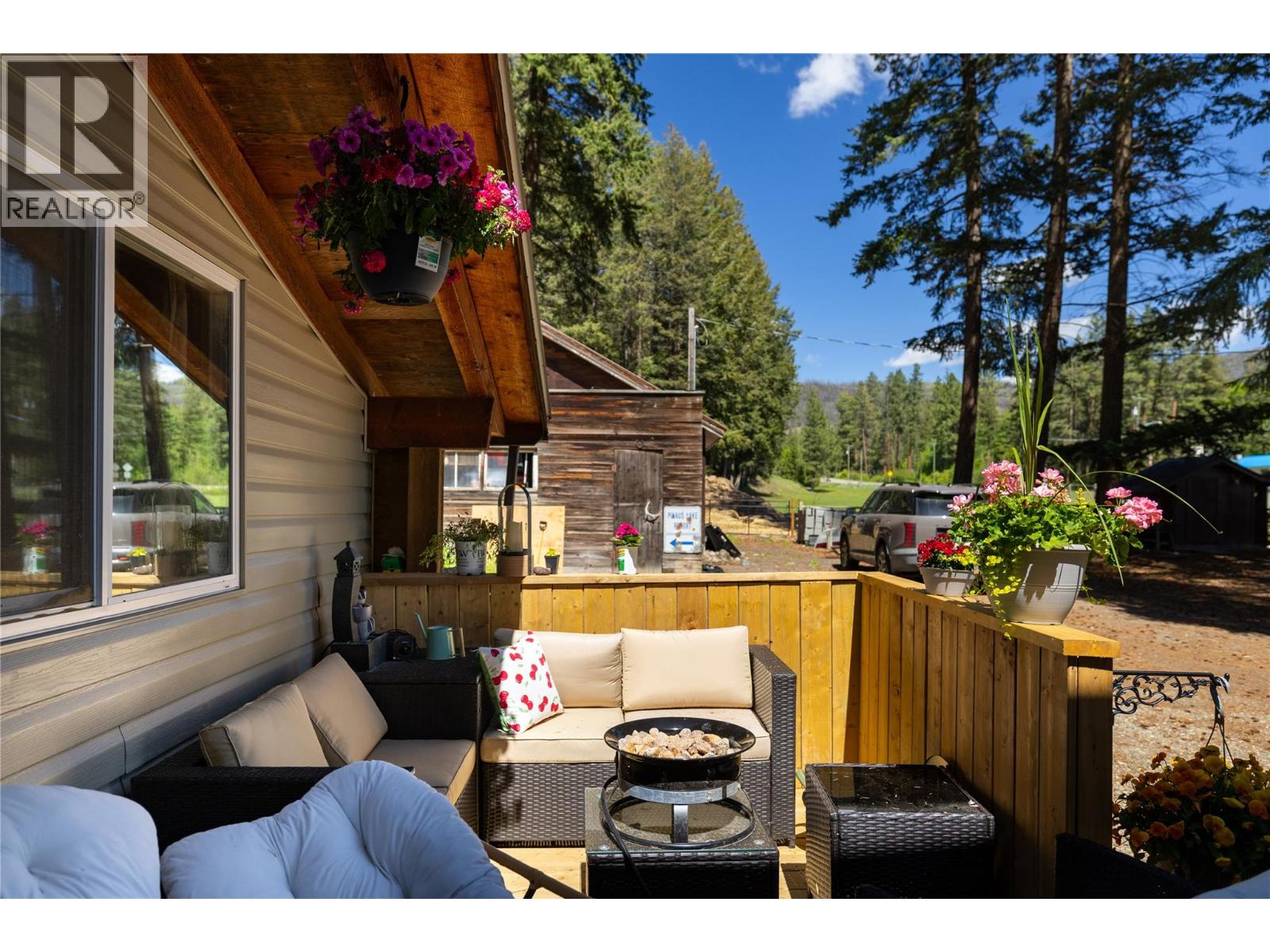 4644 97 Highway Property Photo 3