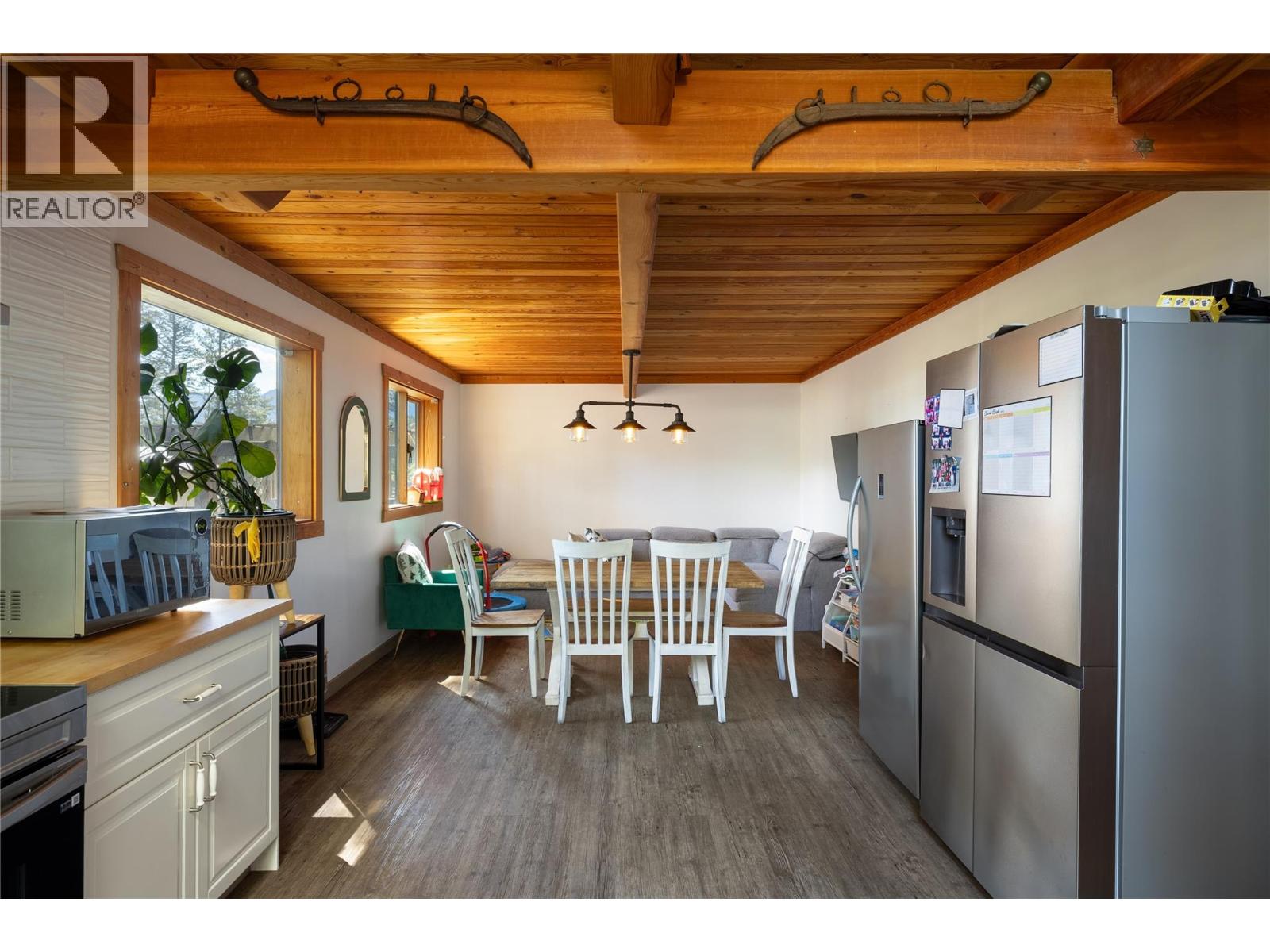 4644 97 Highway Property Photo 6