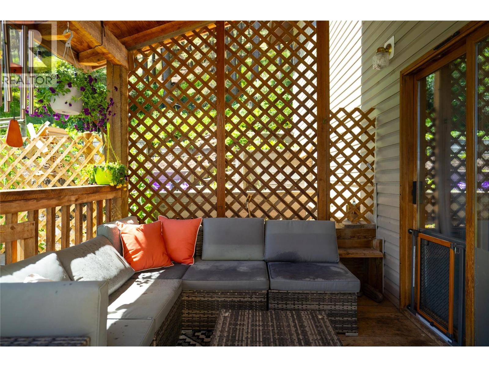 4644 97 Highway Property Photo 9