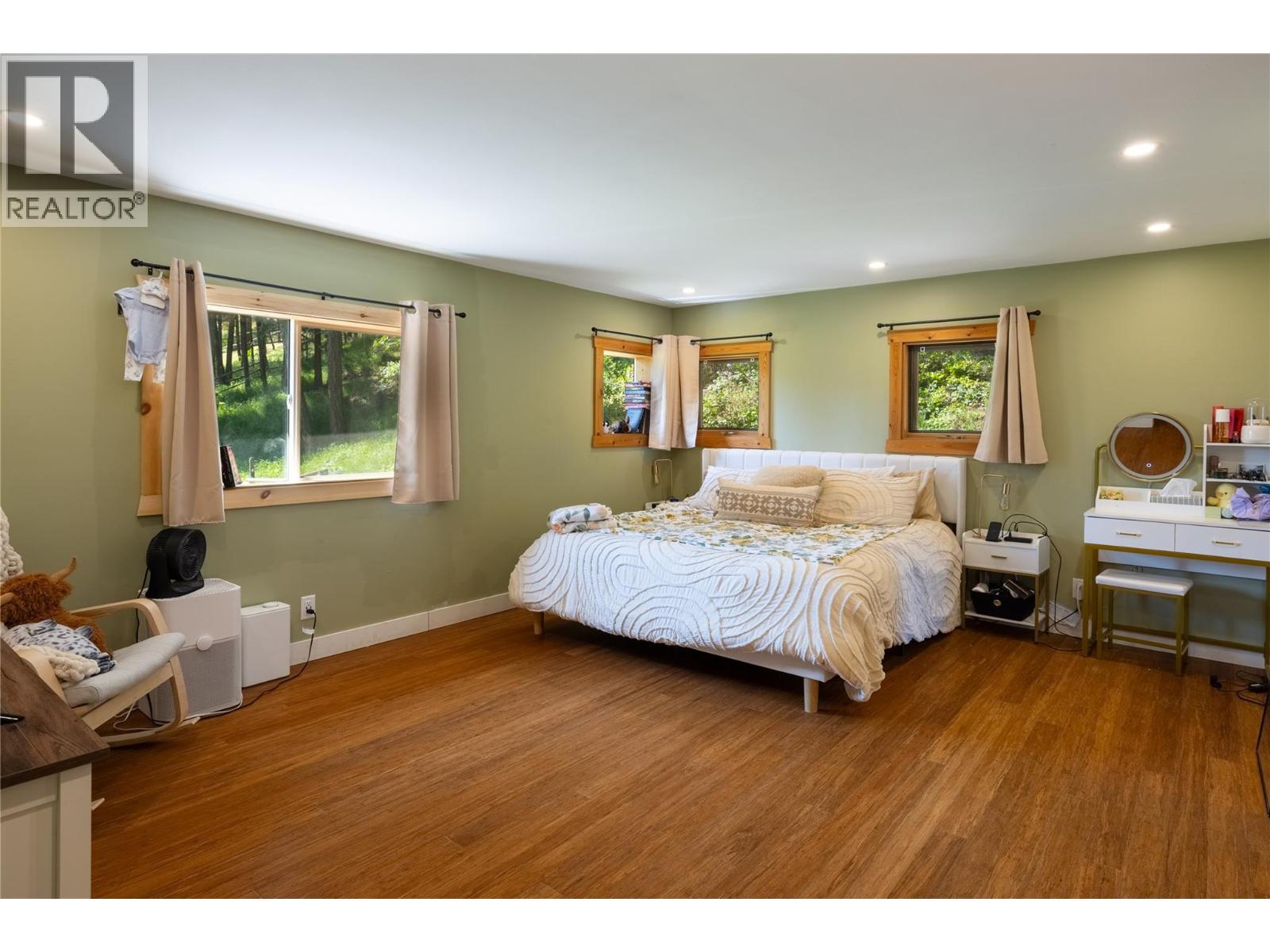 4644 97 Highway Property Photo 16