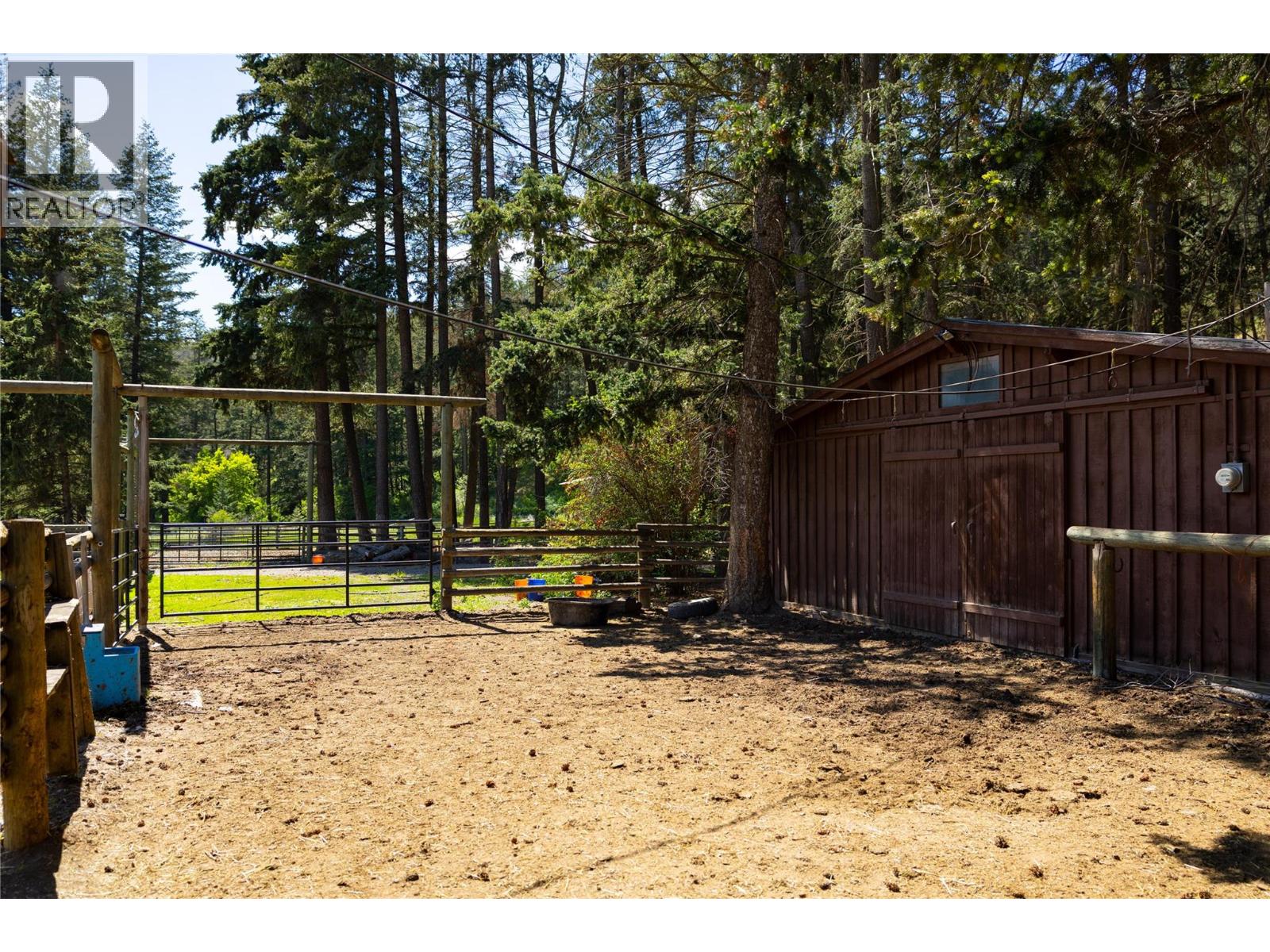 4644 97 Highway Property Photo 34