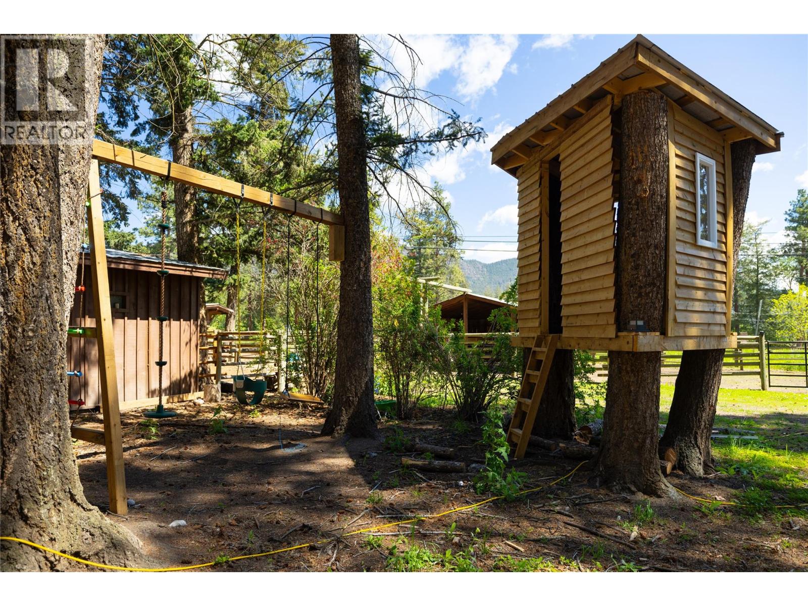 4644 97 Highway Property Photo 39