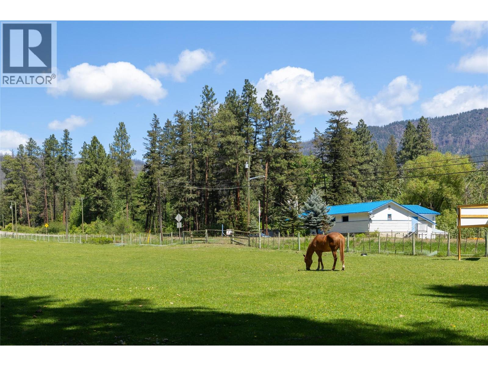 4644 97 Highway Property Photo 43