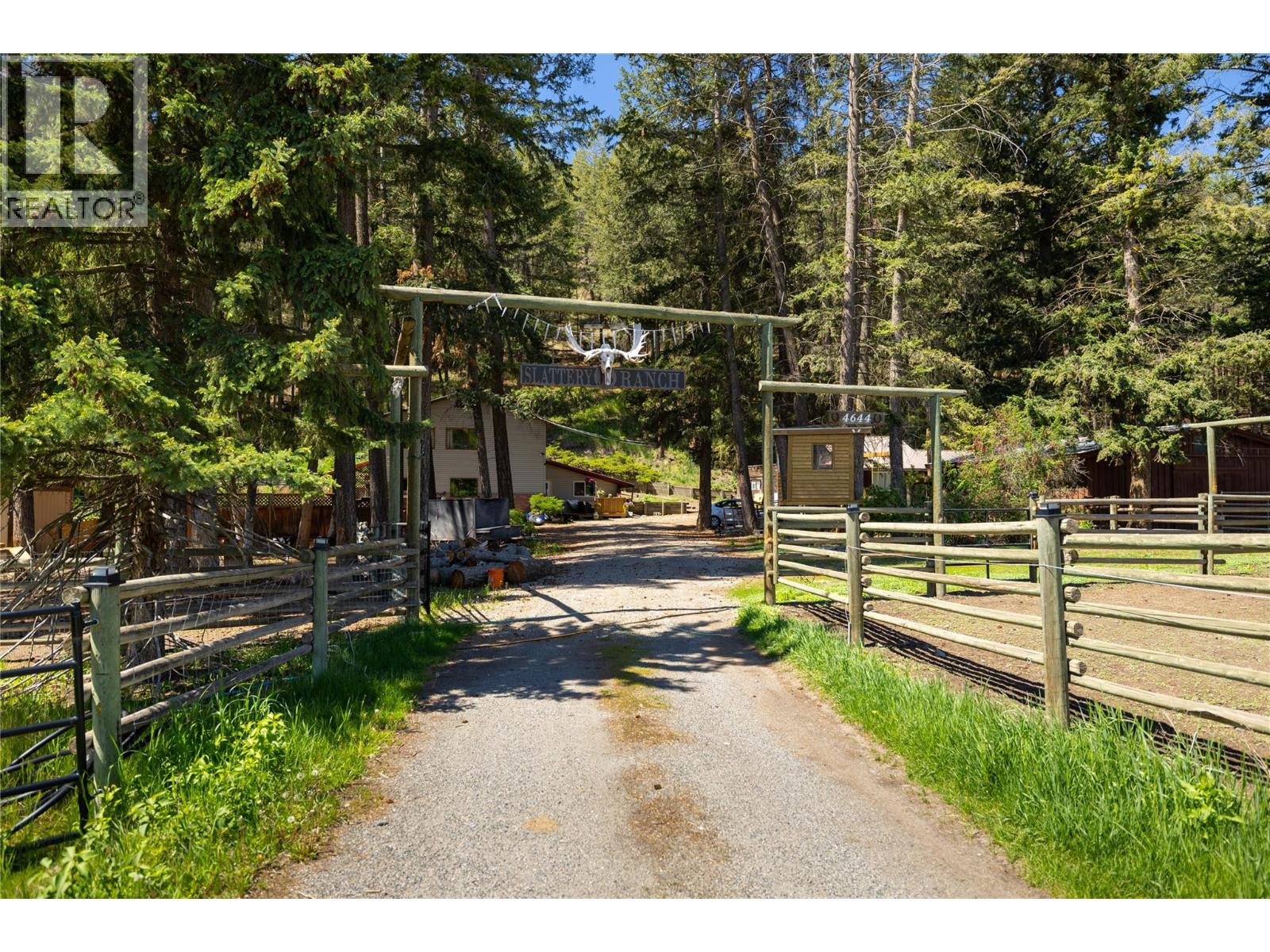 4644 97 Highway Property Photo 46