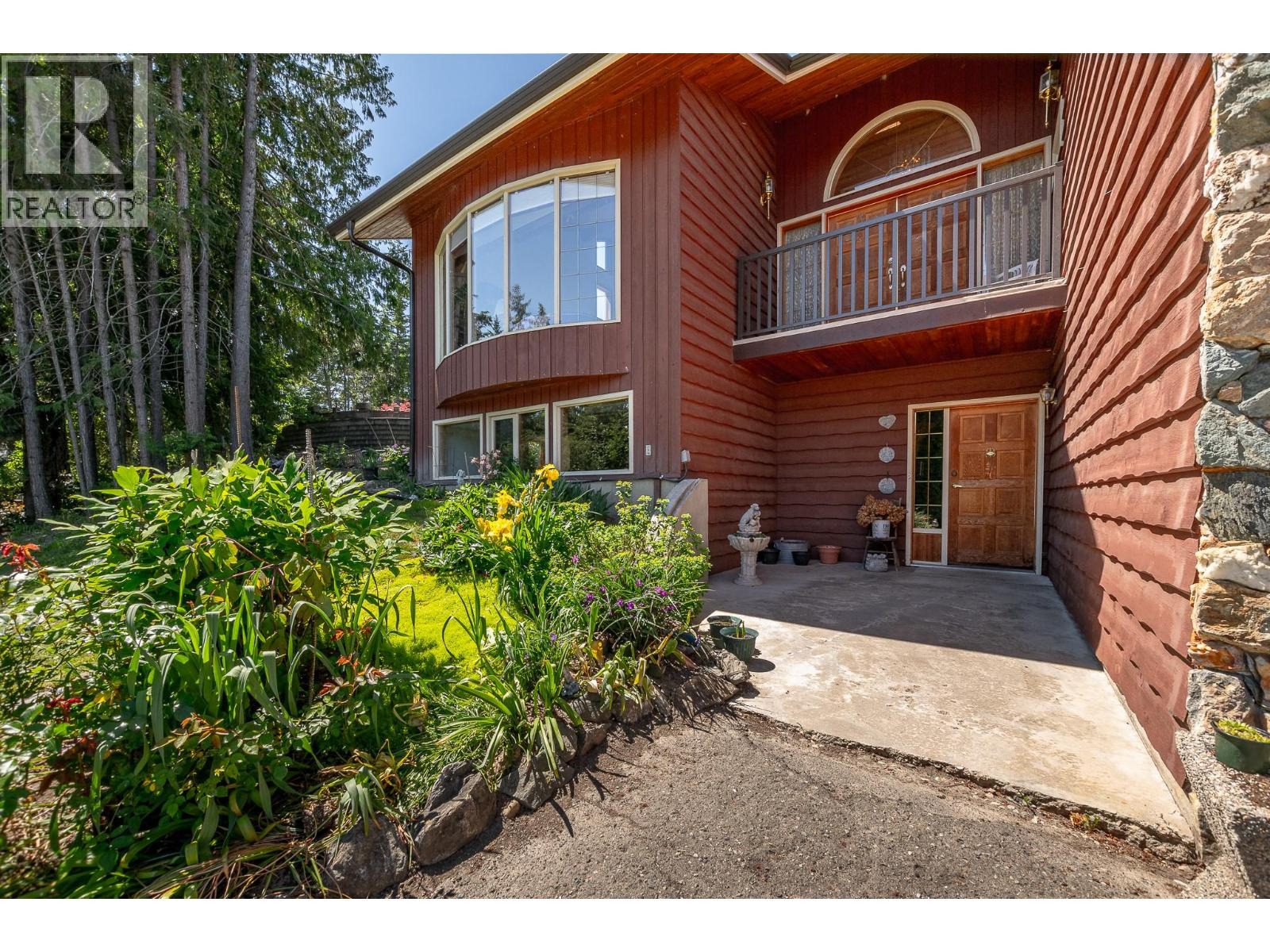 2392 Mt Tuam Crescent Property Photo 1