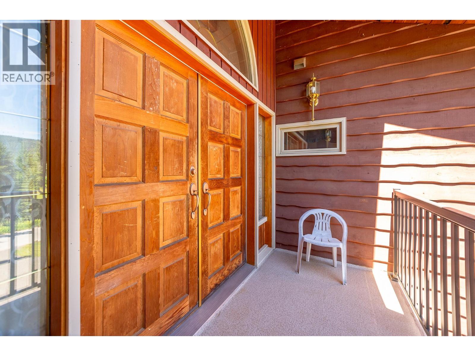 2392 Mt Tuam Crescent Property Photo 10