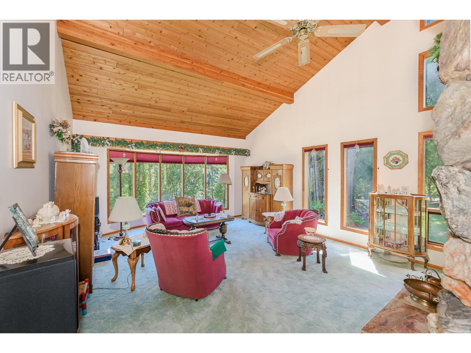 2392 Mt Tuam Crescent Property Photo 27