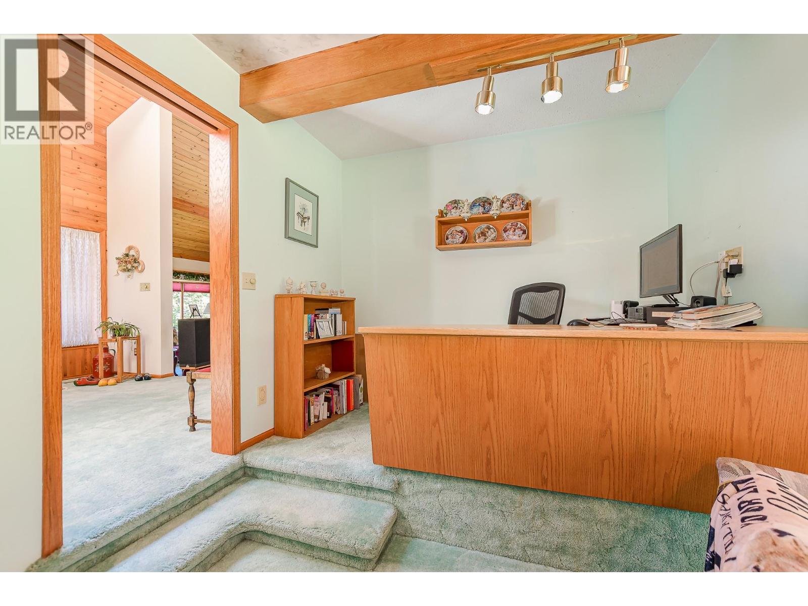 2392 Mt Tuam Crescent Property Photo 30