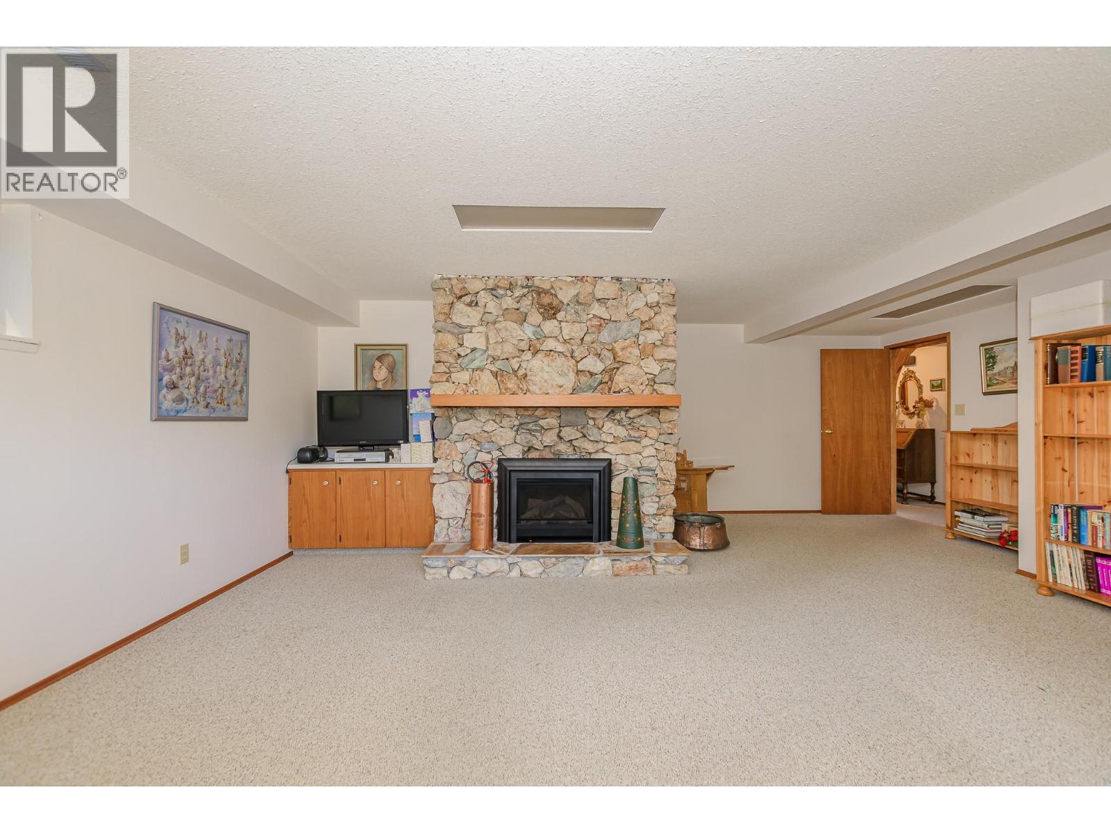 2392 Mt Tuam Crescent Property Photo 50