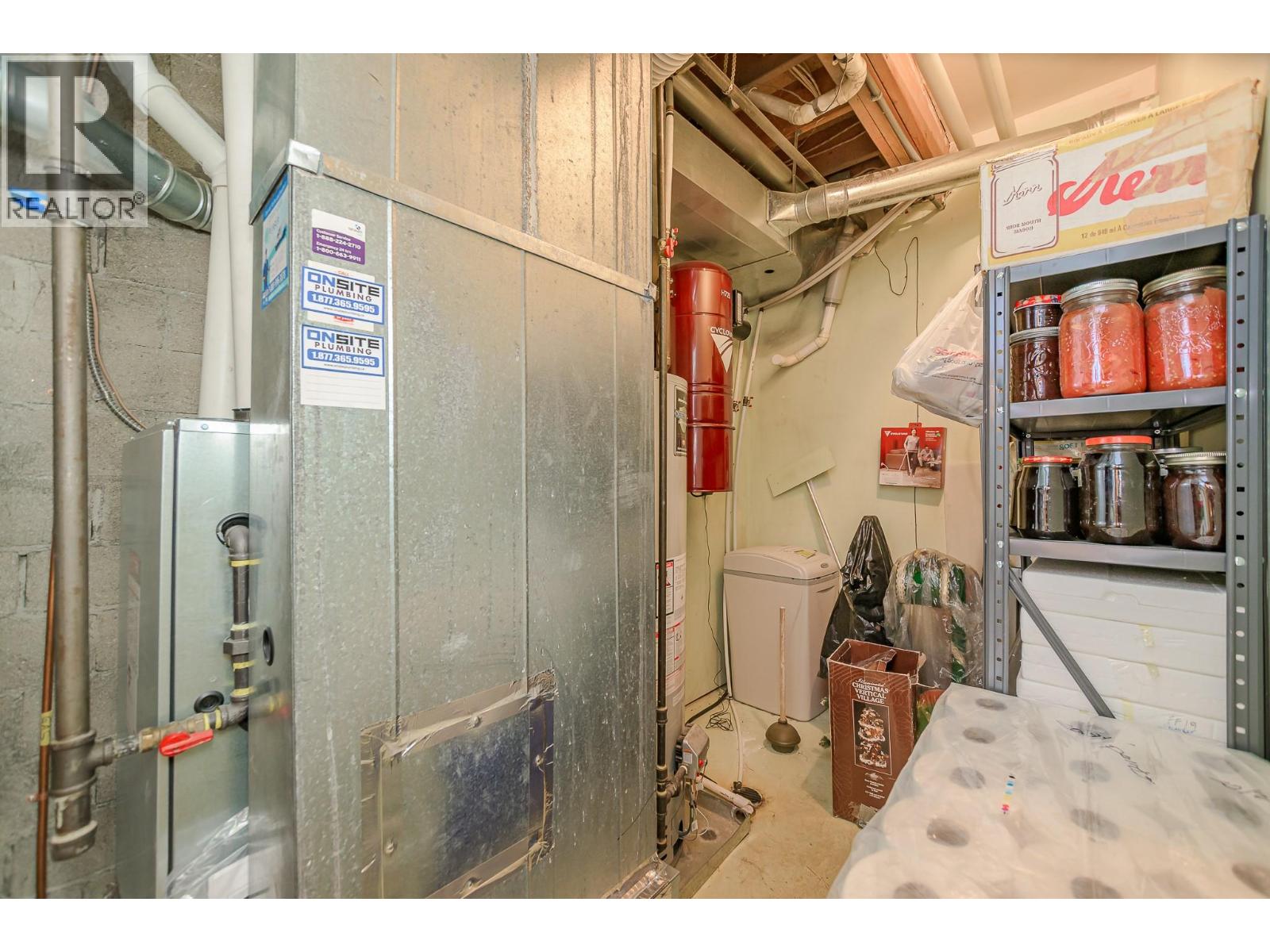 2392 Mt Tuam Crescent Property Photo 60