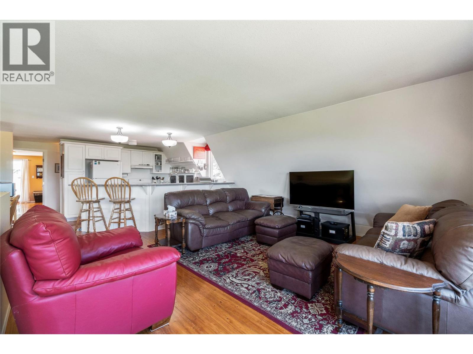 5641 50 Street Nw Property Photo 20